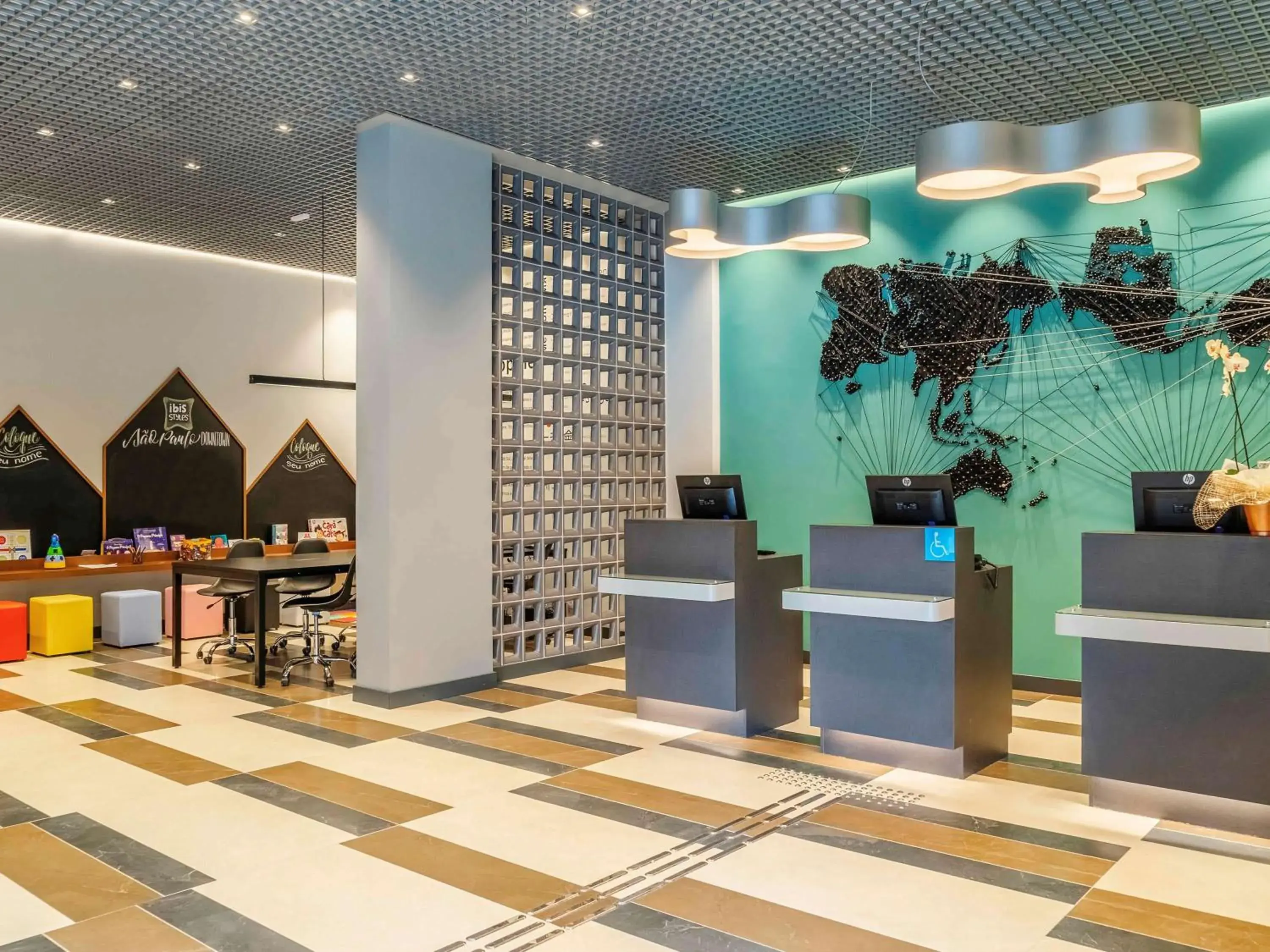 Property building, Lobby/Reception in ibis Styles SP Centro