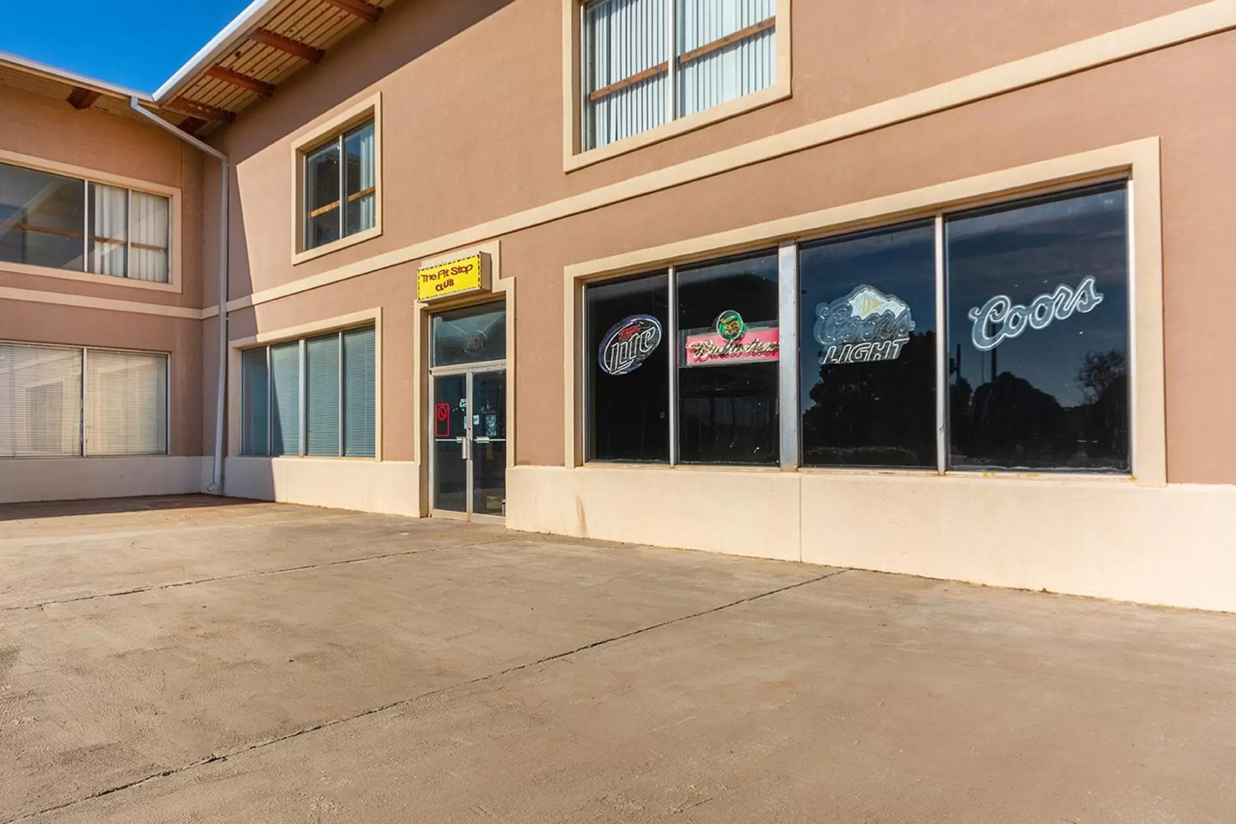 Facade/entrance in Americas Best Value Inn of Elk City