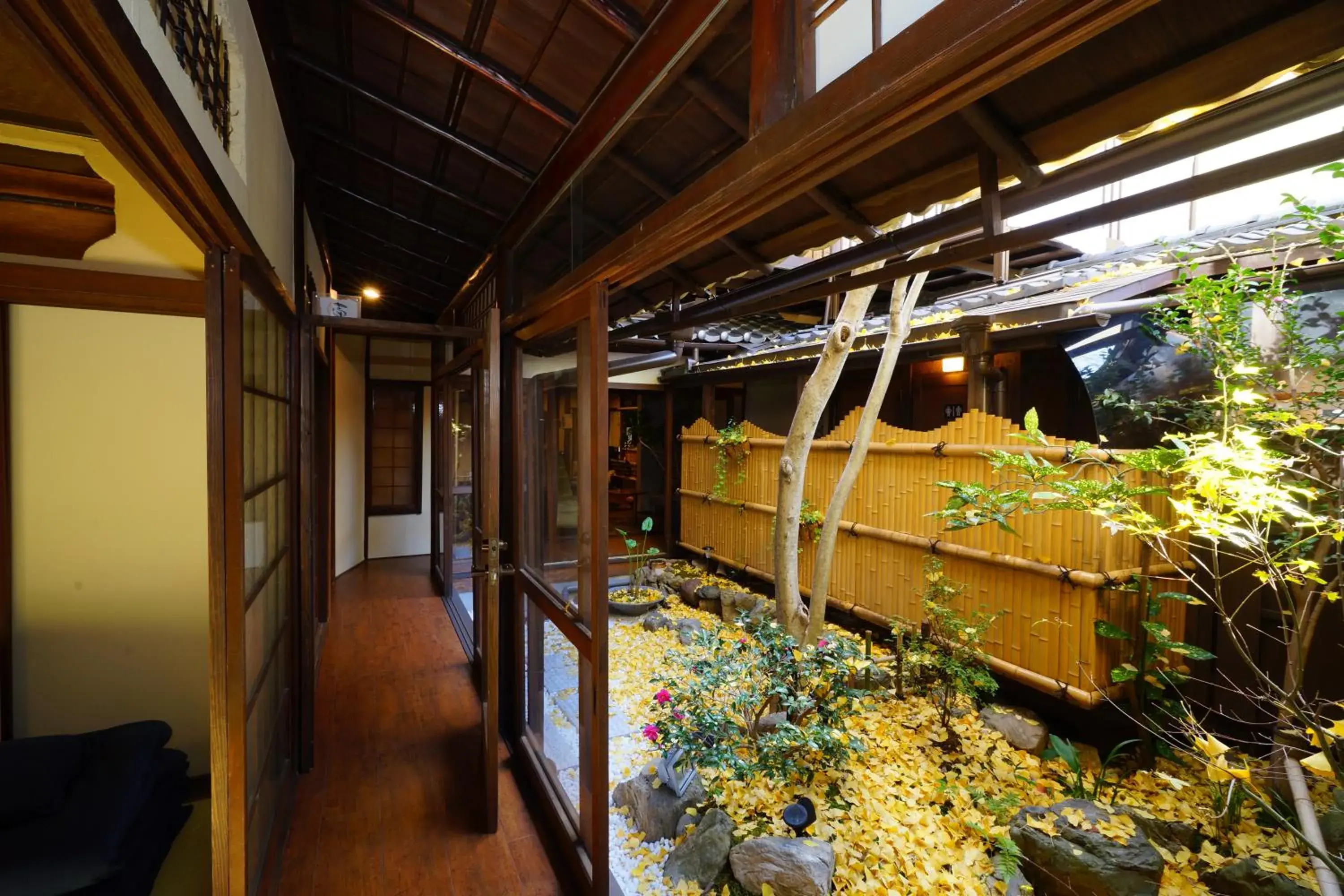 Garden view in Hotel Lantern Gion Garden view in Hotel Lantern Gion