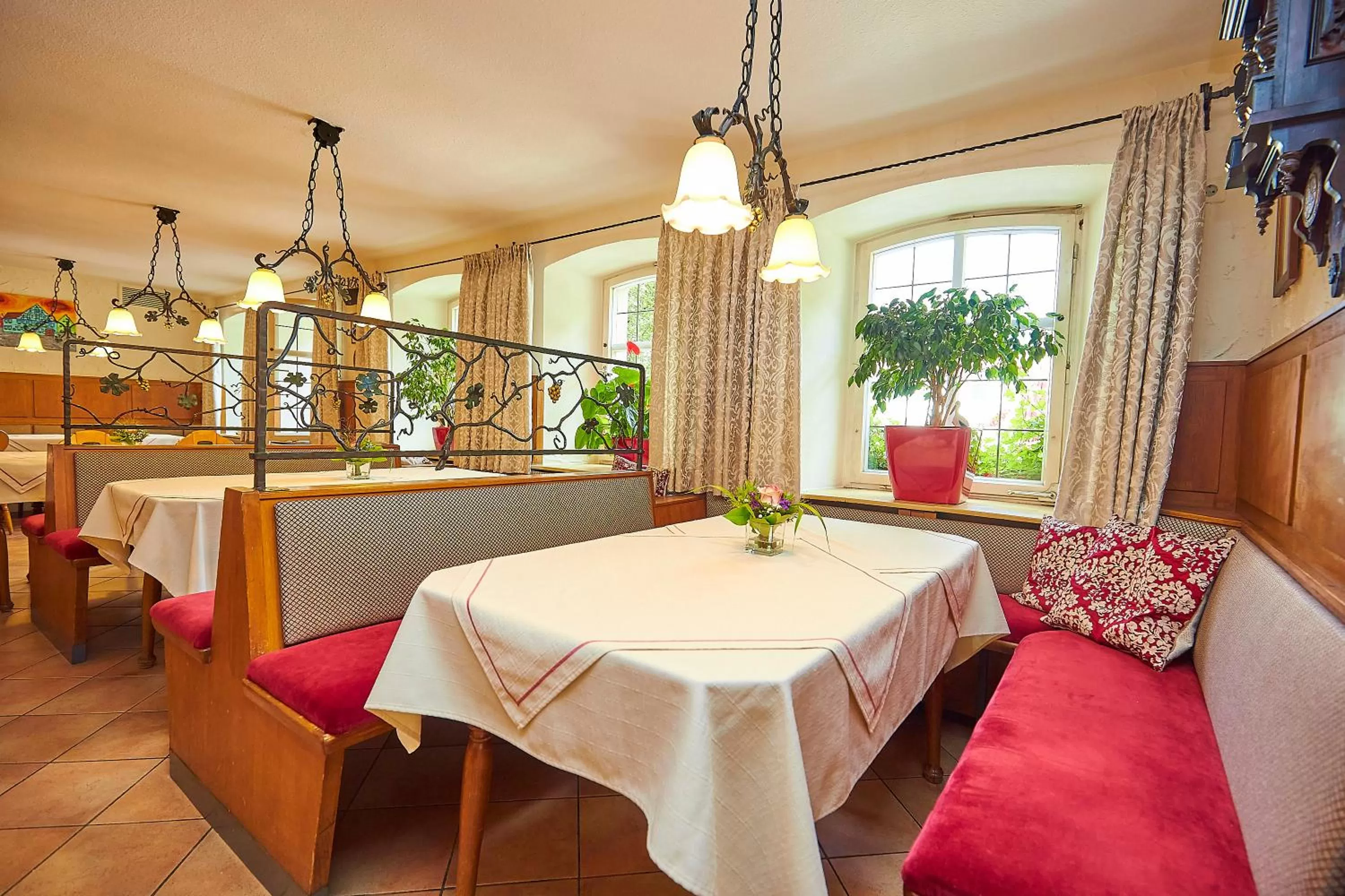 Restaurant/places to eat in Flair Hotel zum Storchen