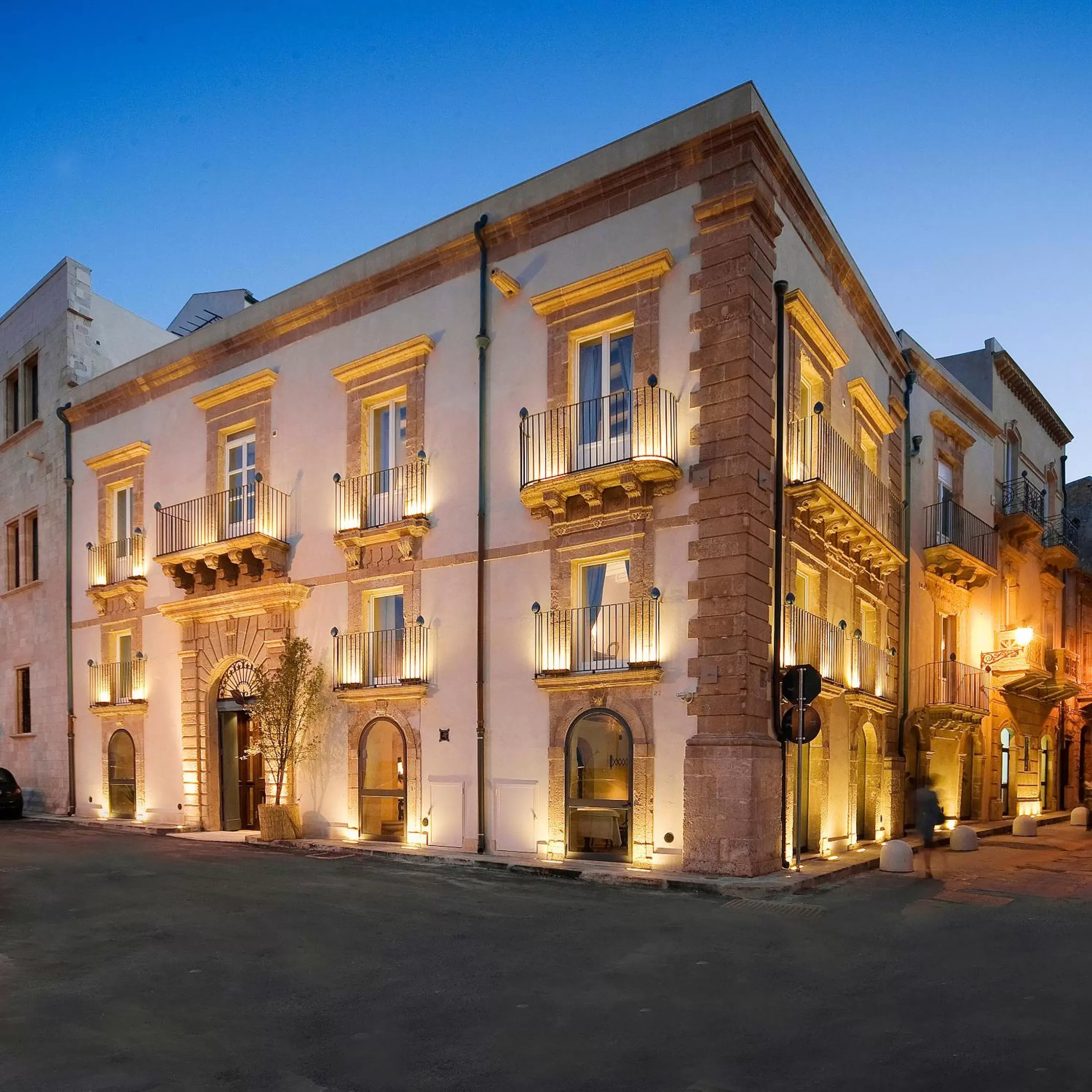 Facade/entrance, Property Building in Algilà Ortigia Charme Hotel