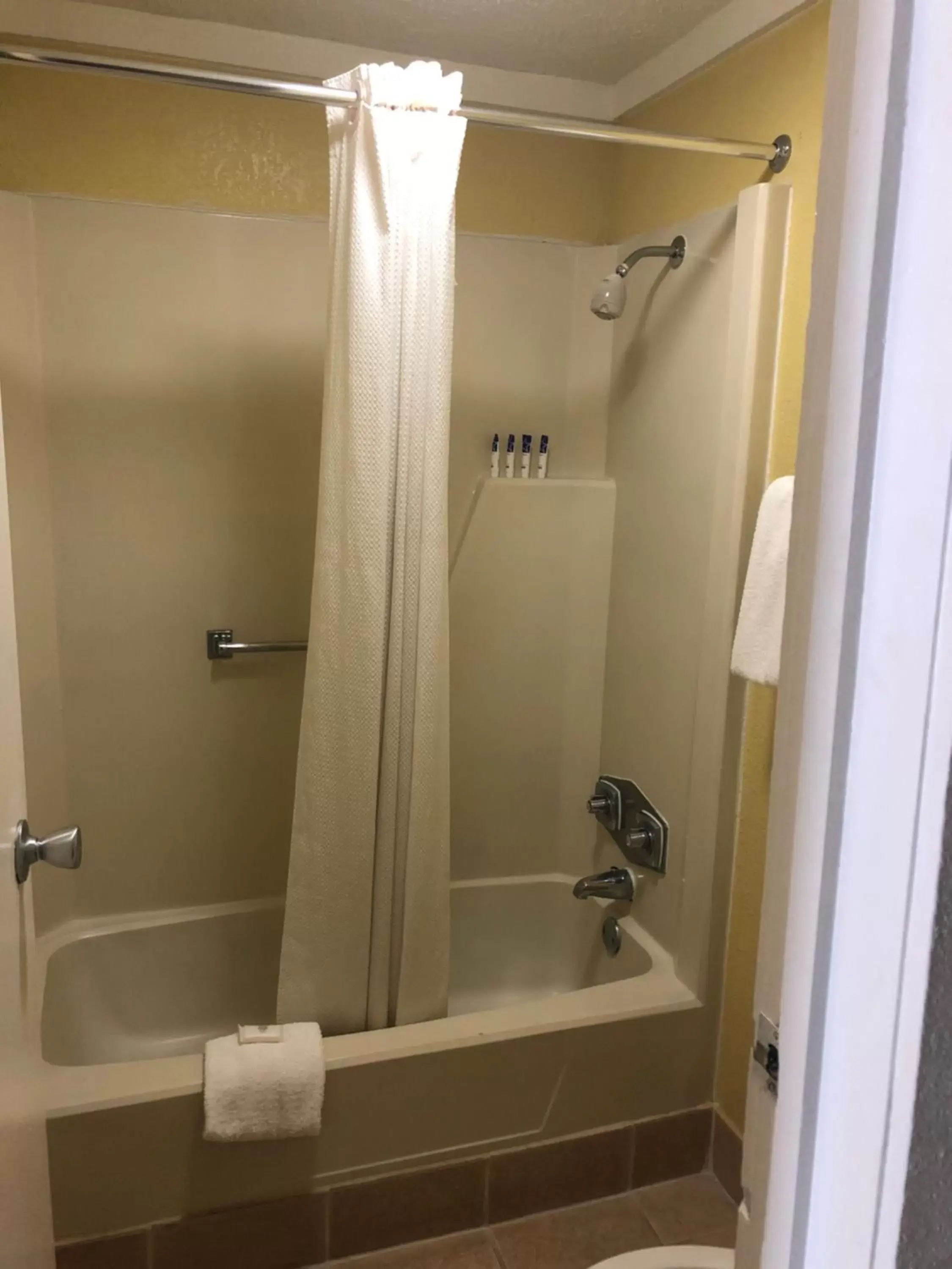 Bathroom in America's Best Value Inn Conyers