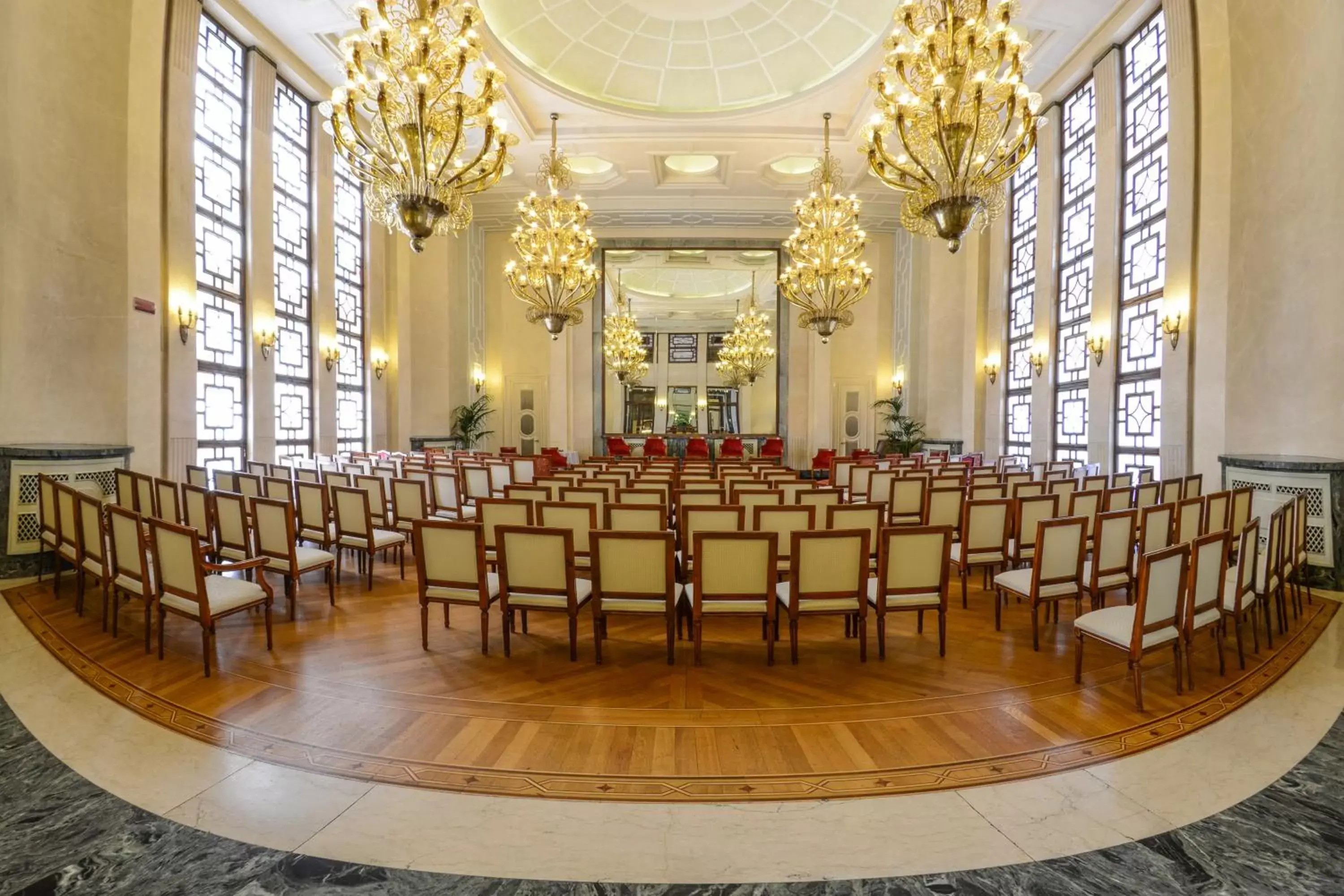 Photo of the whole room, Banquet Facilities in Hotel Vittoria