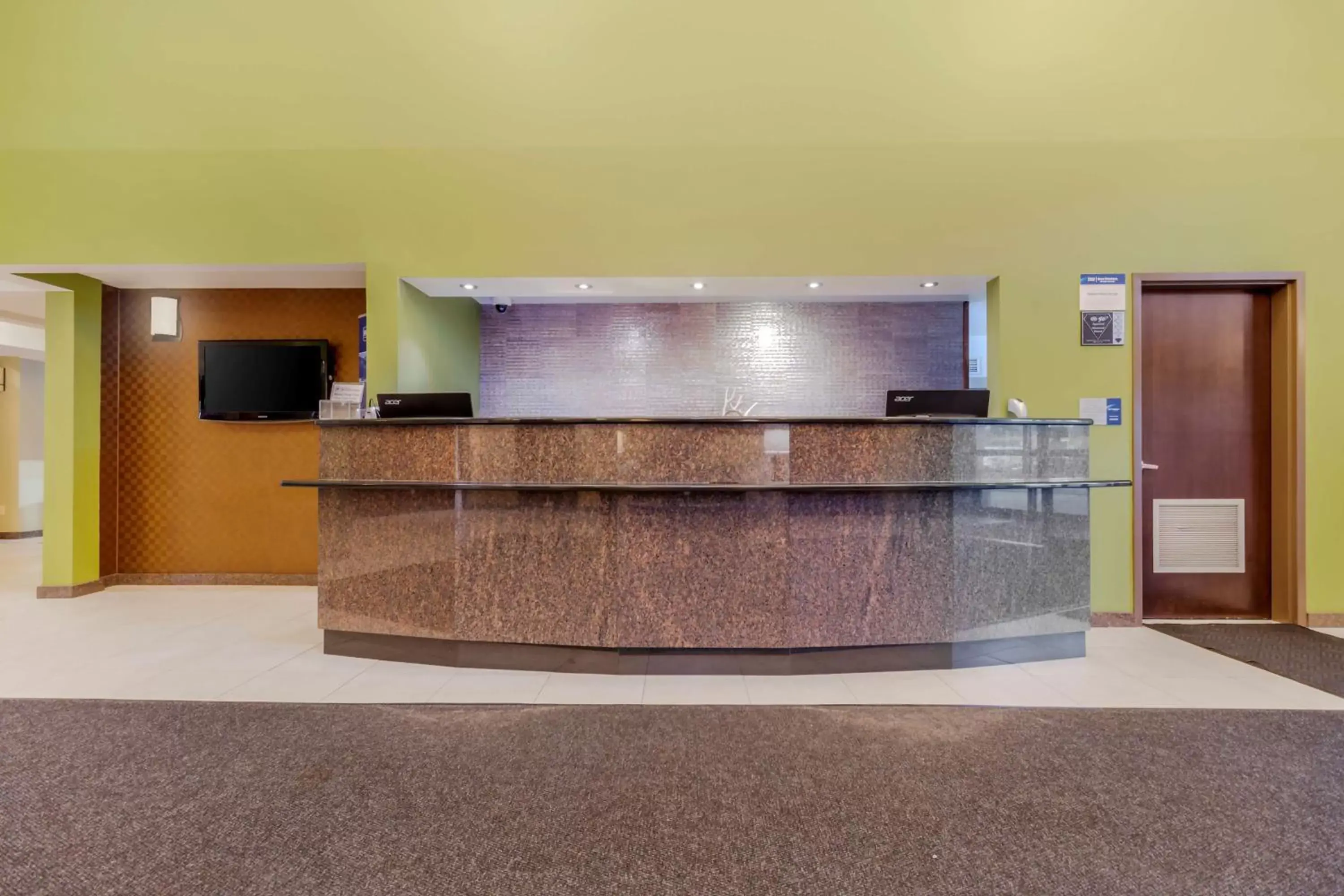 Lobby or reception, Lobby/Reception in Best Western Plus Dryden Hotel and Conference Centre