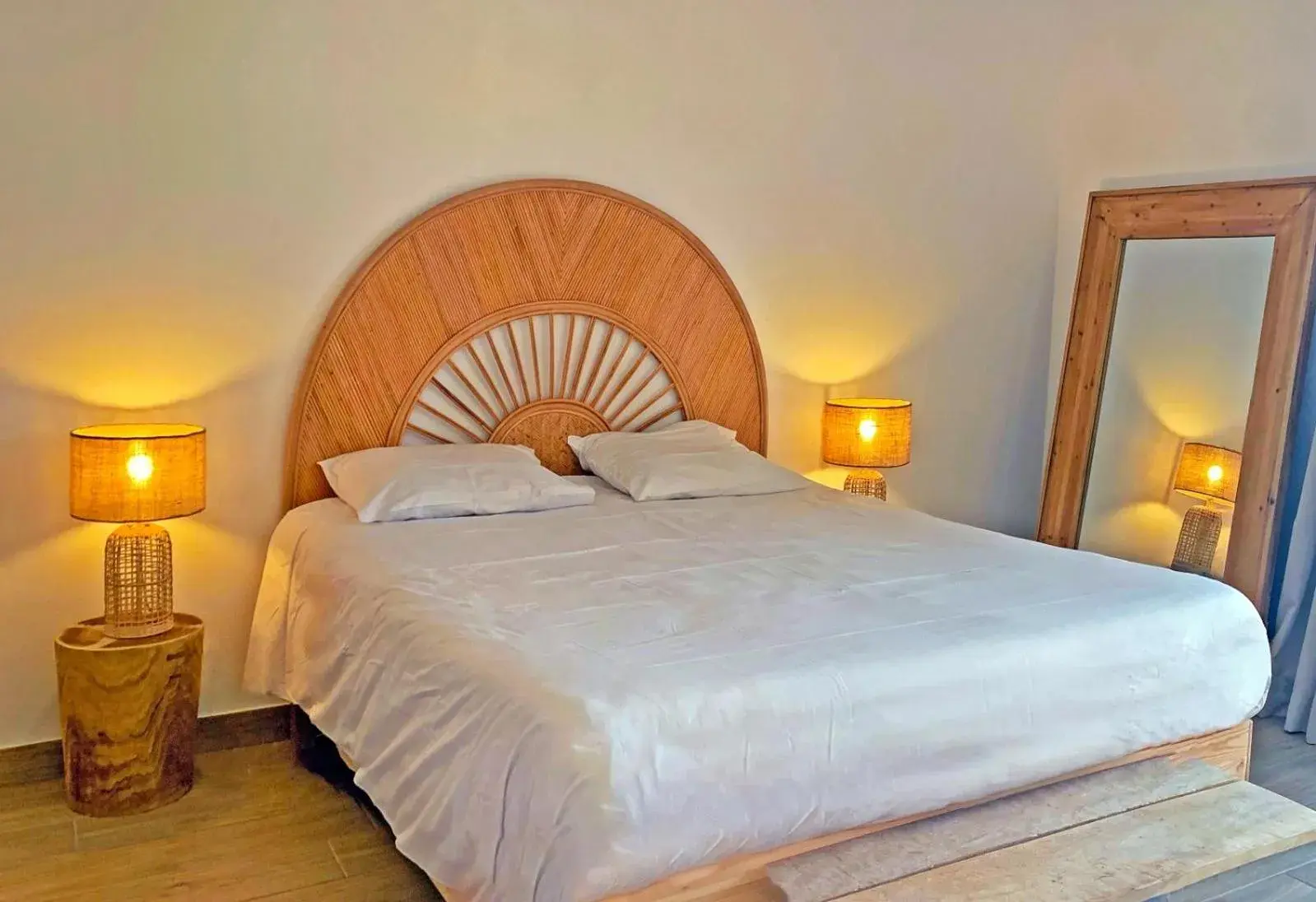 Bed in Hôtel Maora Village