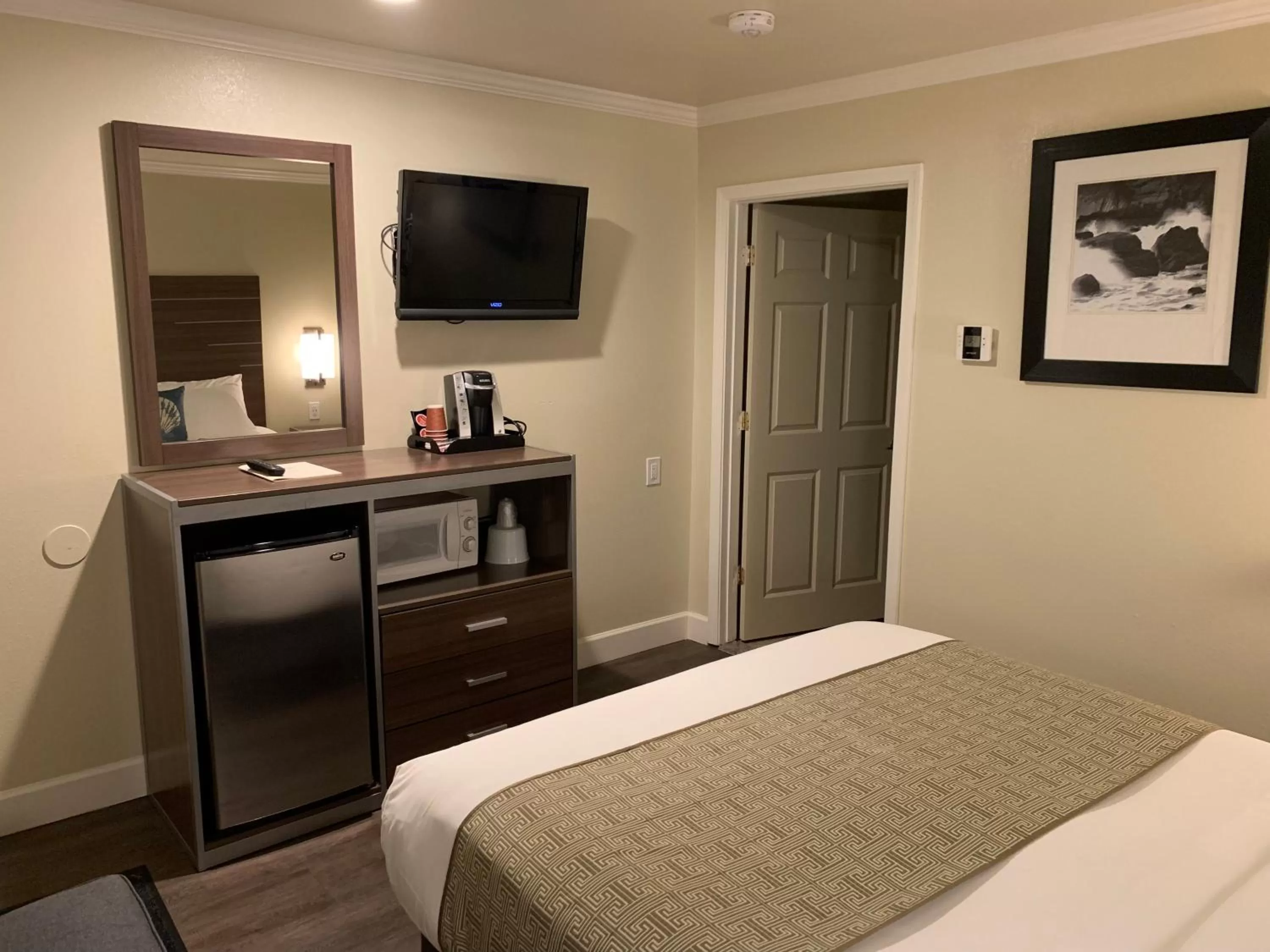 Bedroom, Bed in El Castell Motel