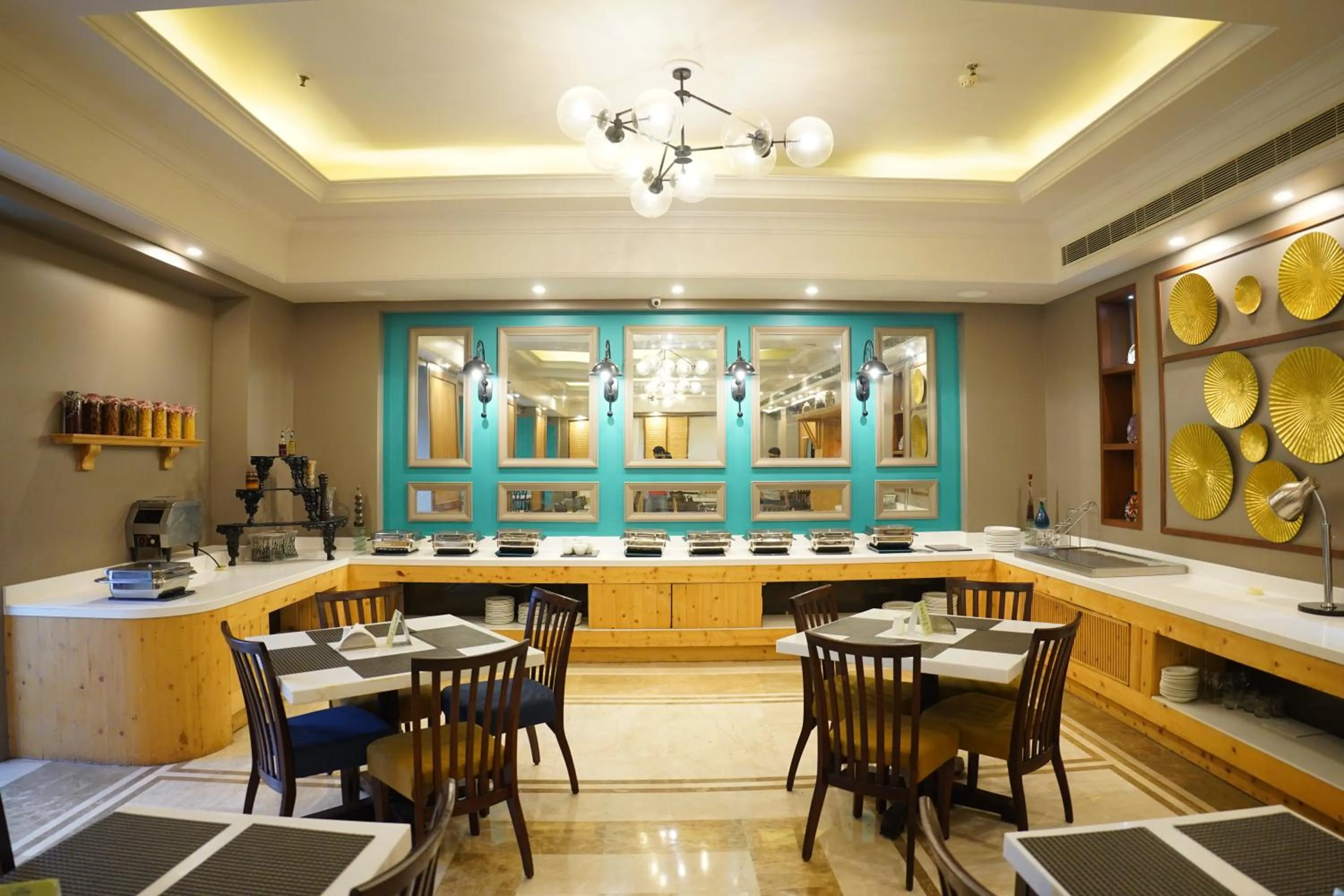 Restaurant/places to eat in Park Plaza Jodhpur