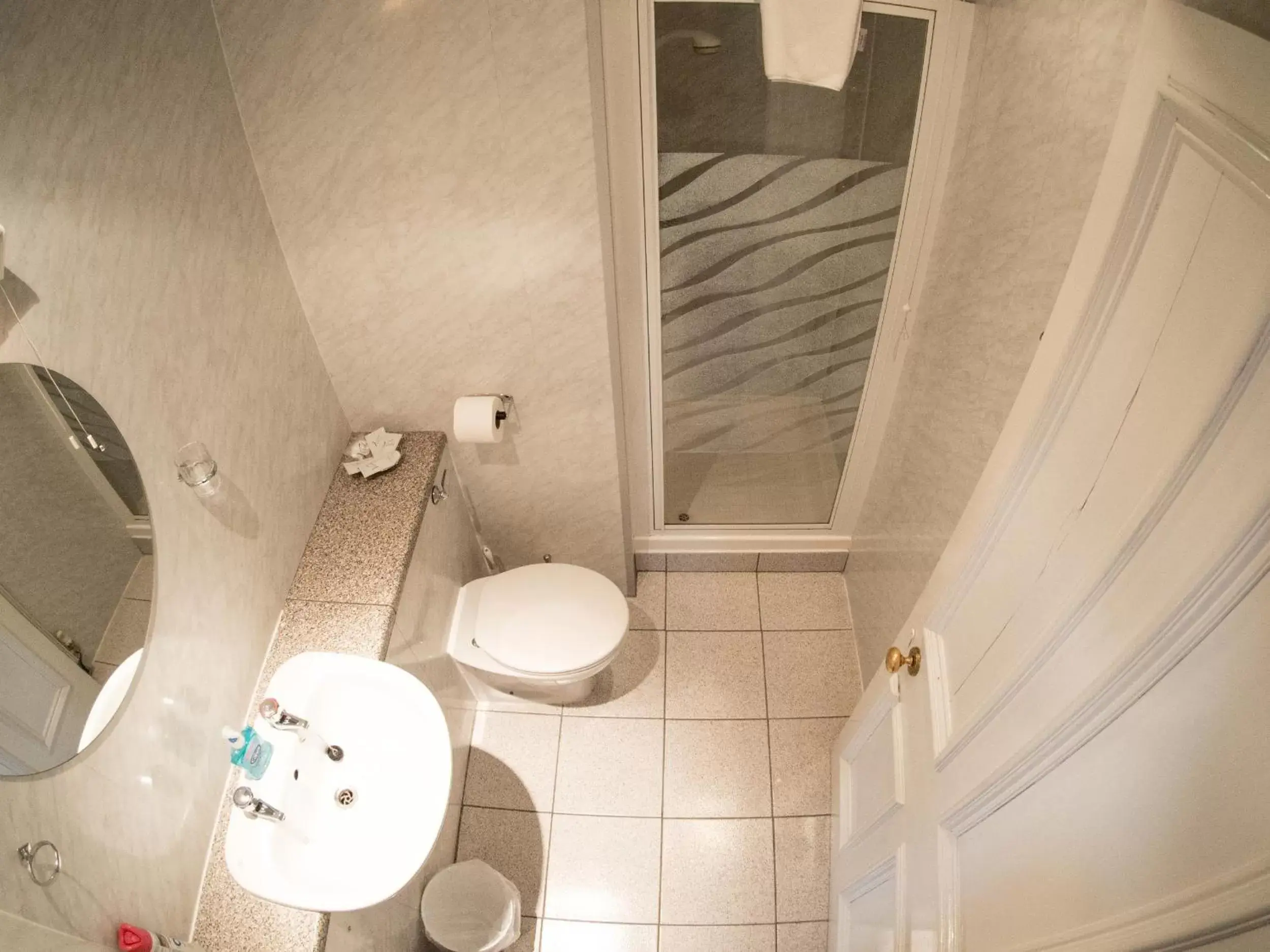 Shower, Bathroom in Corstorphine Lodge Hotel