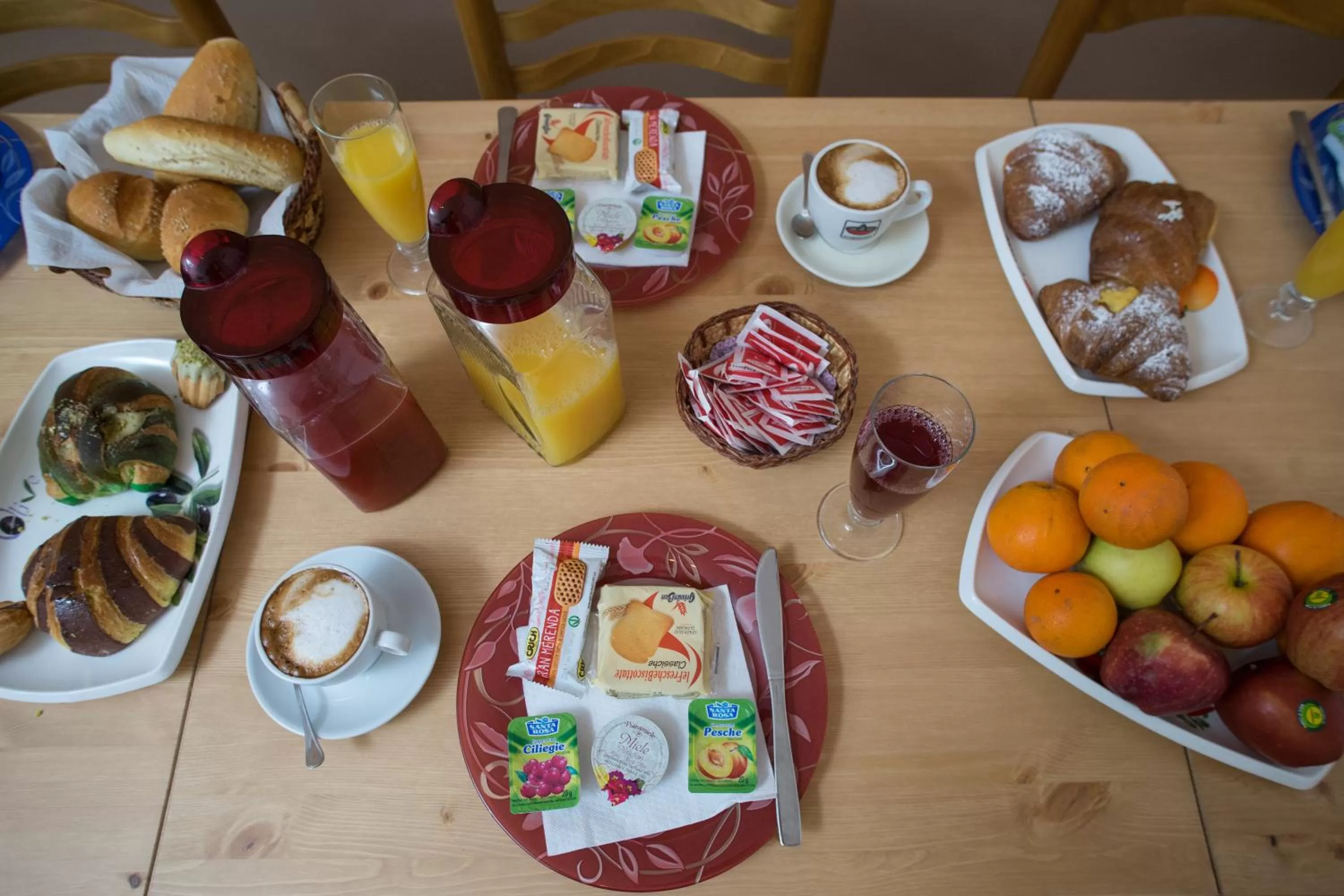 Food and drinks in B&B Kolymbetra