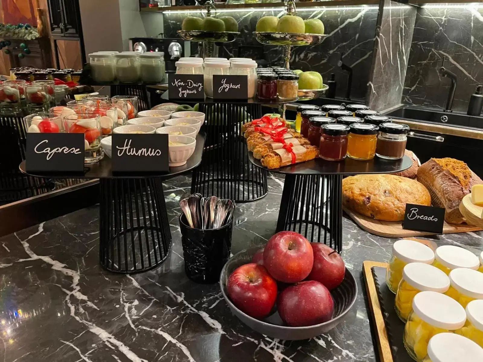Continental breakfast, Food in Hotel Collect - Adults Only