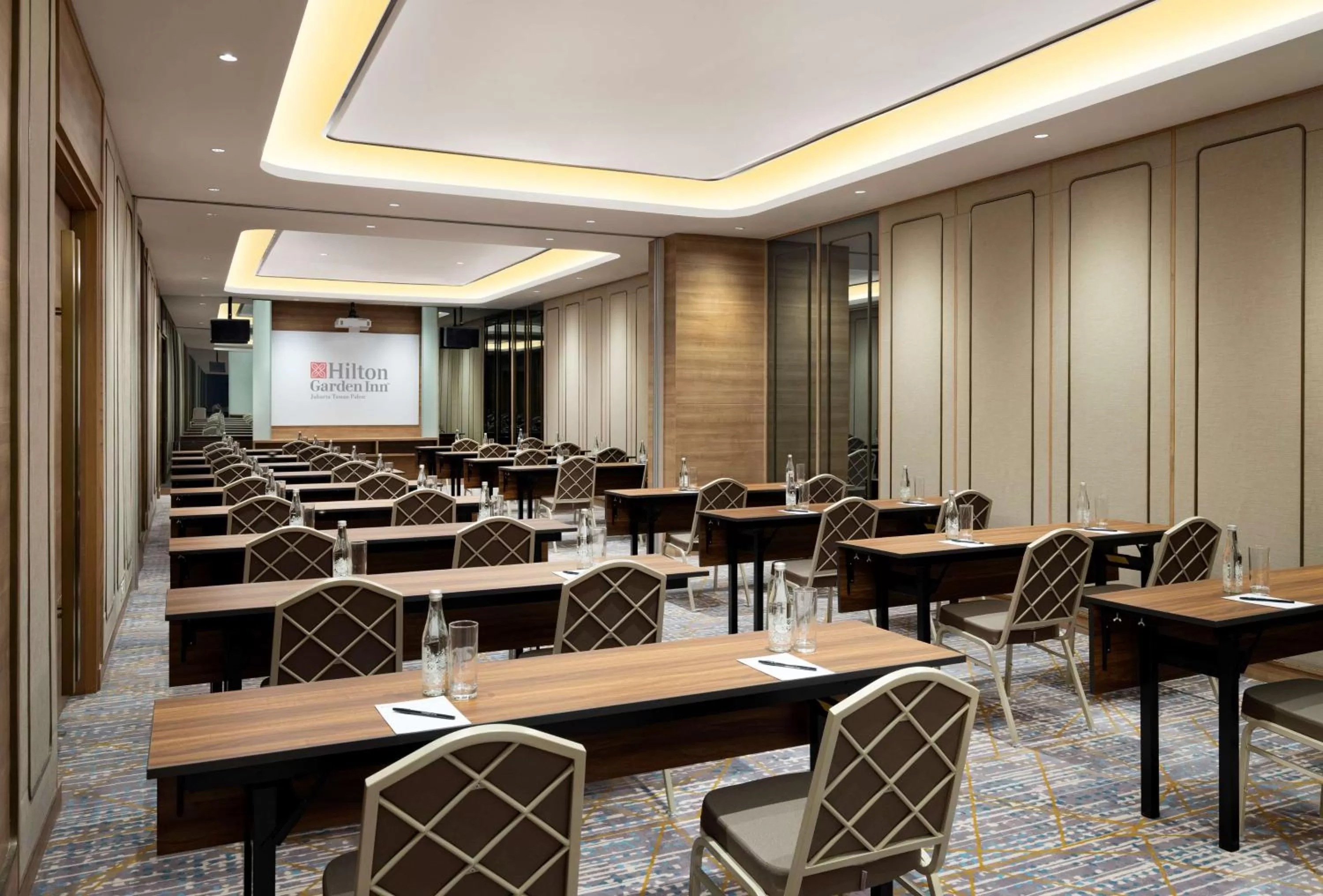 Banquet/Function facilities in Hilton Garden Inn Jakarta Taman Palem