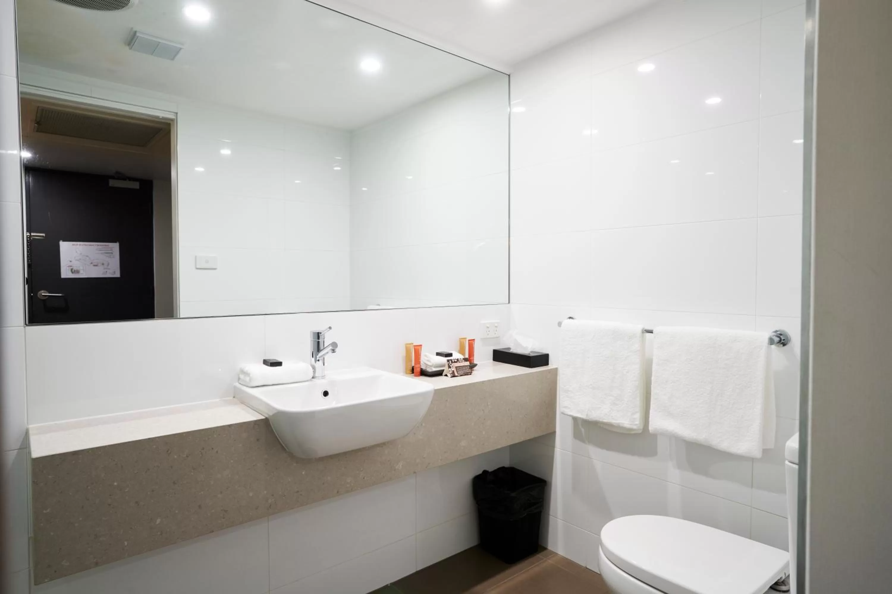 Bathroom in The Dingley Hotel