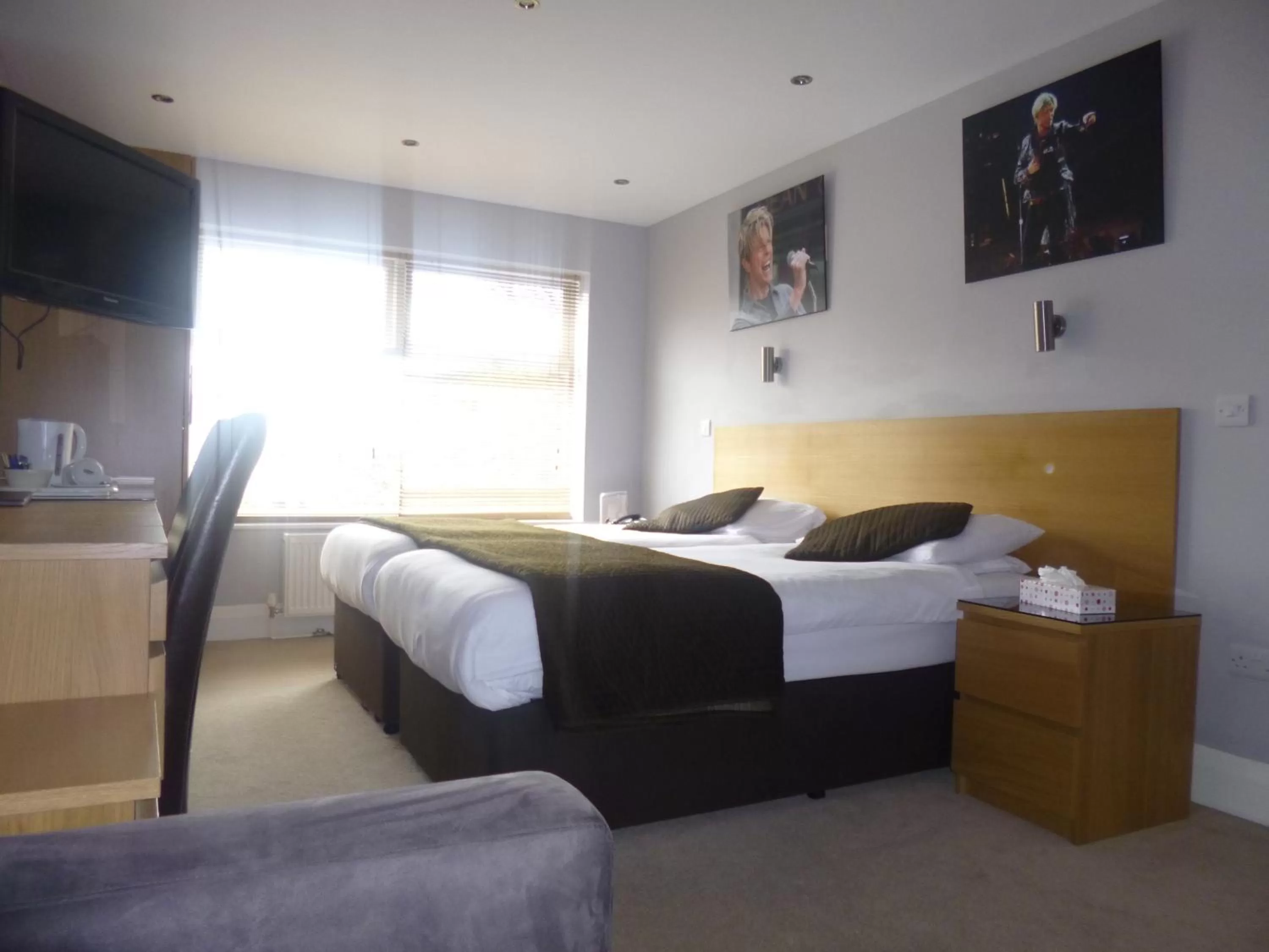 Bed in Hotel Celebrity Bournemouth East Cliff by Villare hotels