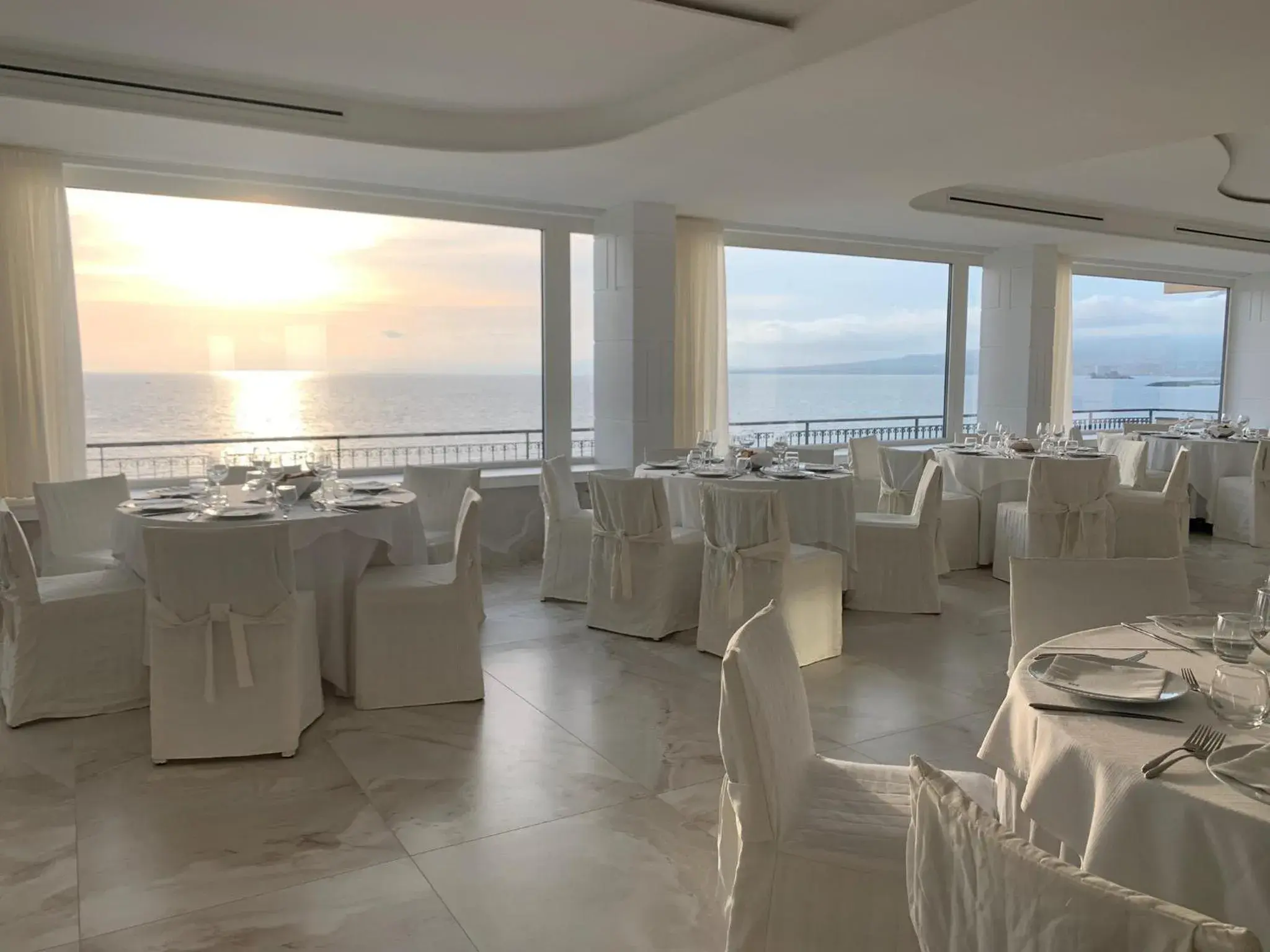 Restaurant/places to eat, Banquet Facilities in Hotel Stabia