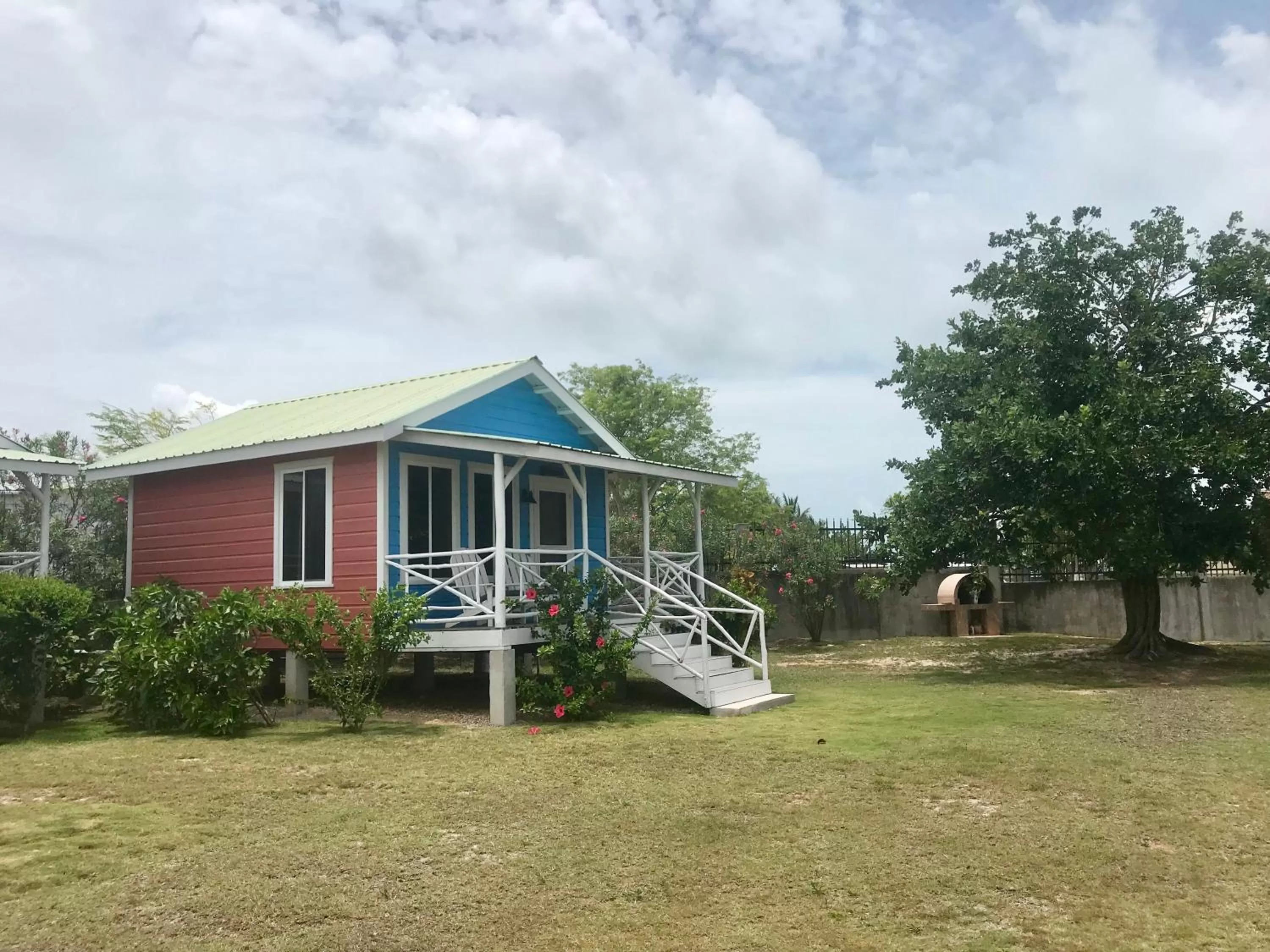 Tilt-Ta-Dock Resort Belize