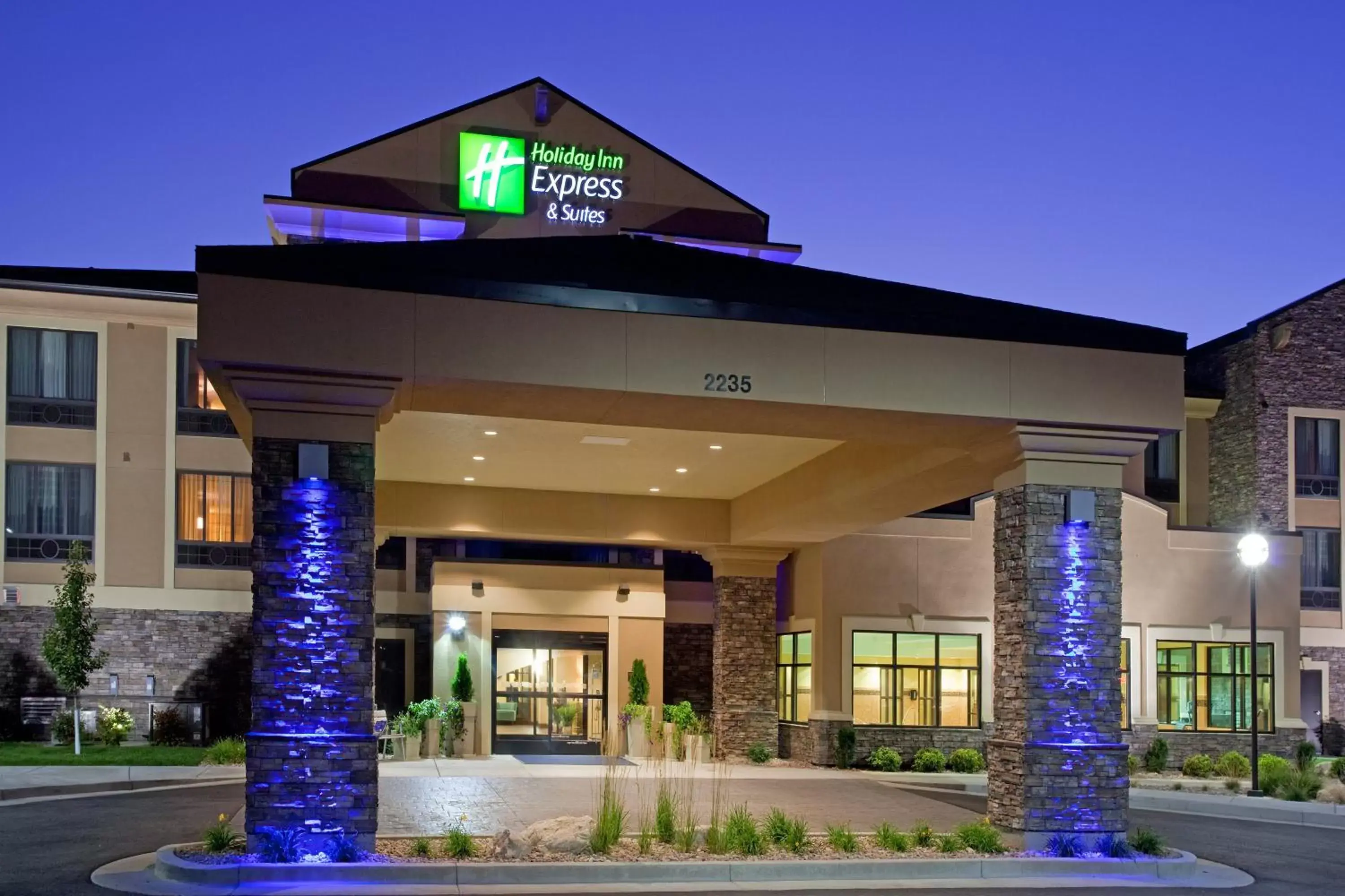 Property building in Holiday Inn Express & Suites Logan, an IHG Hotel