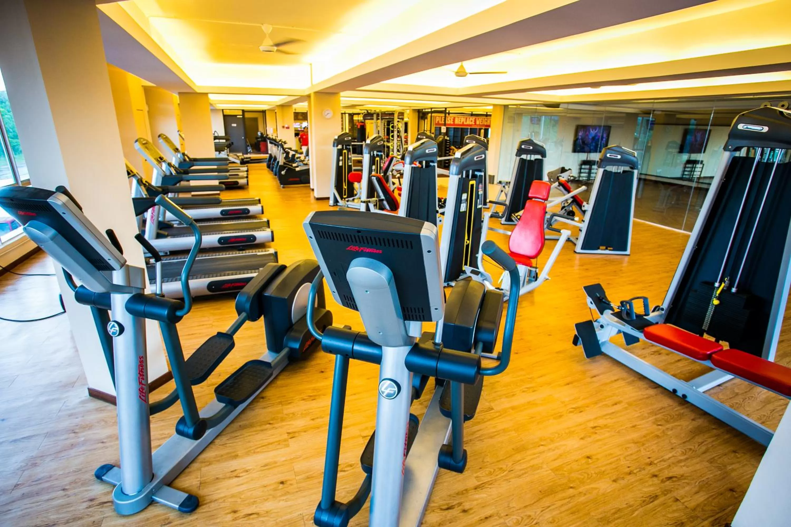 Fitness centre/facilities in Icon Hotel Segamat