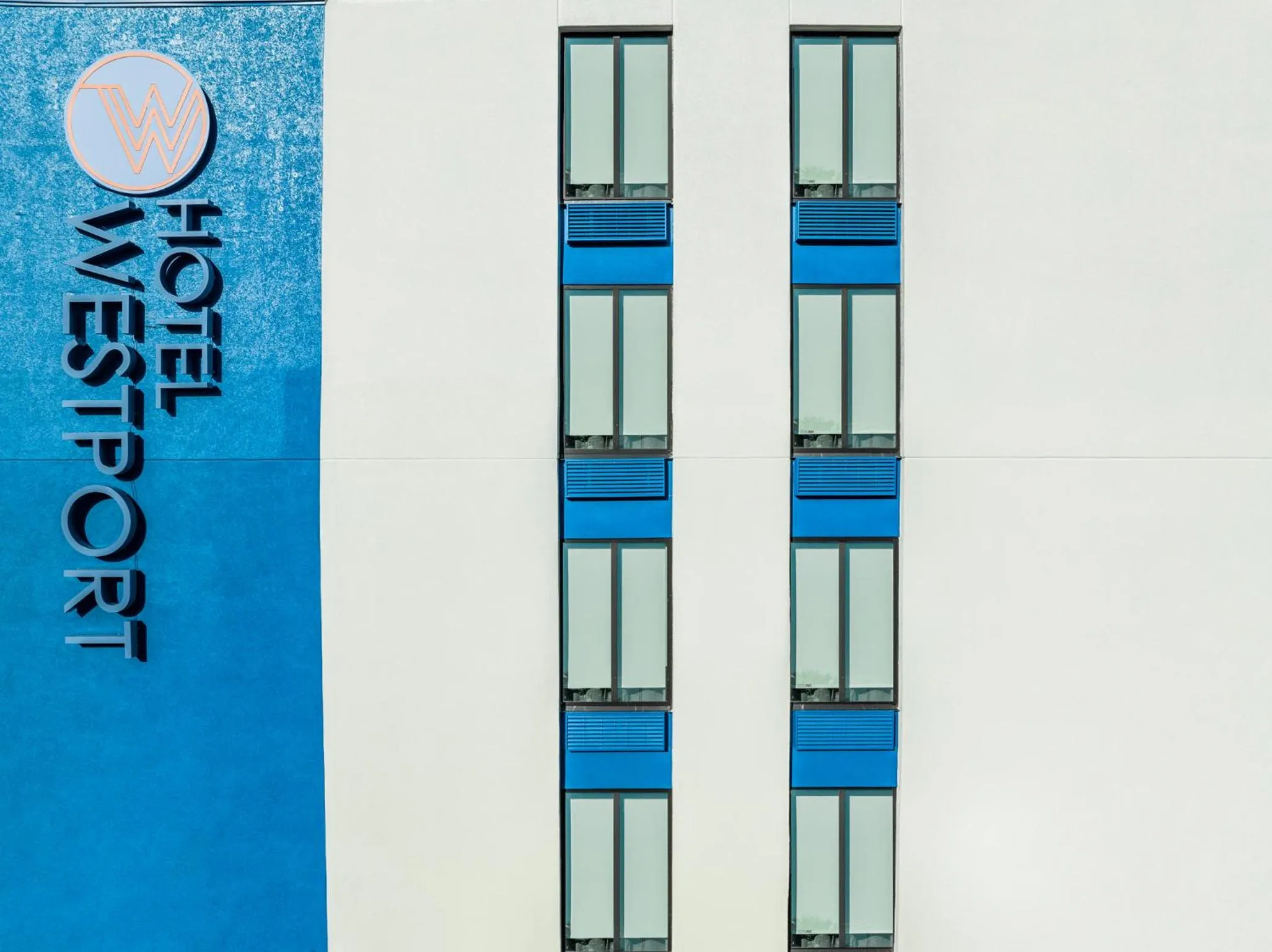 Property building in Hotel Westport Kansas City, Tapestry Collection by Hilton