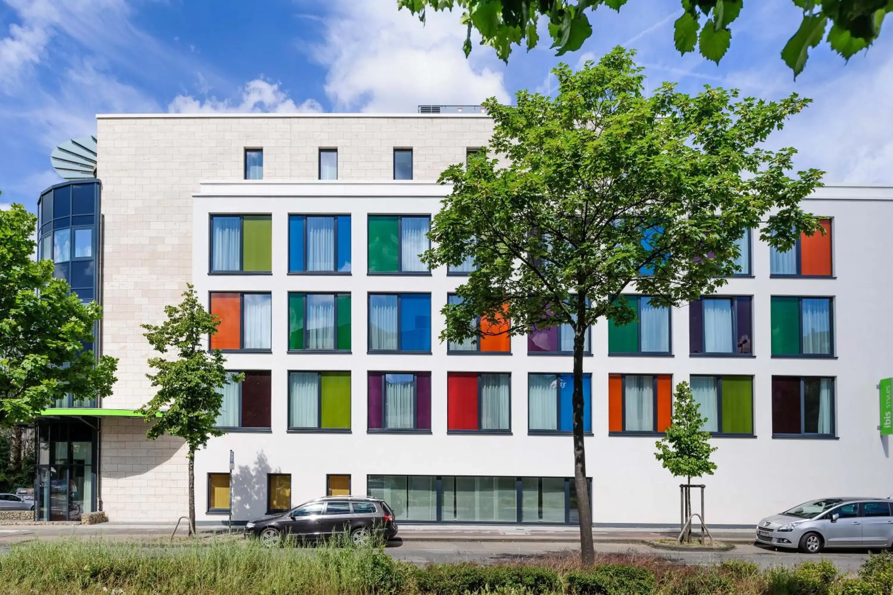 Facade/entrance, Property Building in Ibis Styles Hildesheim