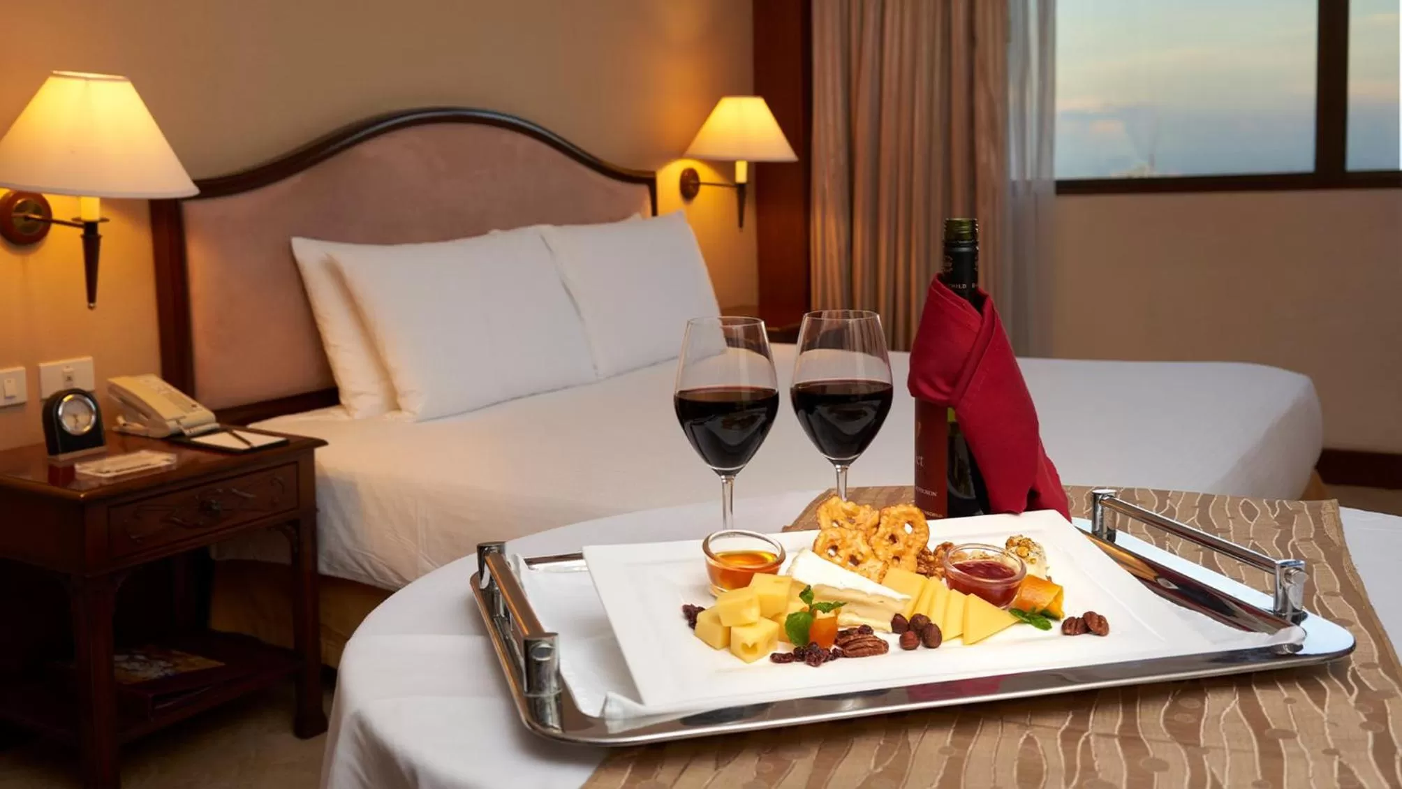 Photo of the whole room in Marco Polo Plaza Cebu