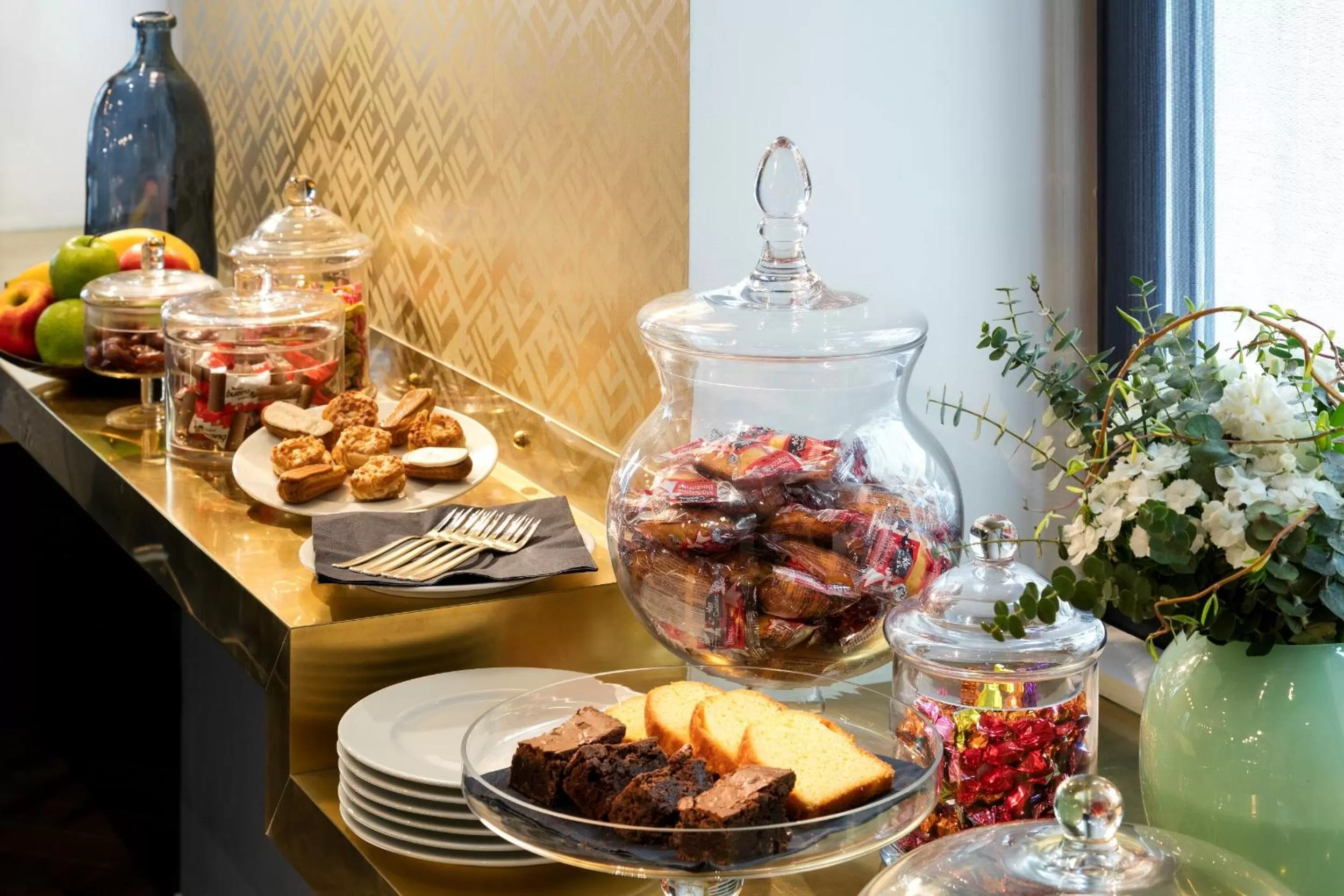 Meals in Hôtel Square Louvois