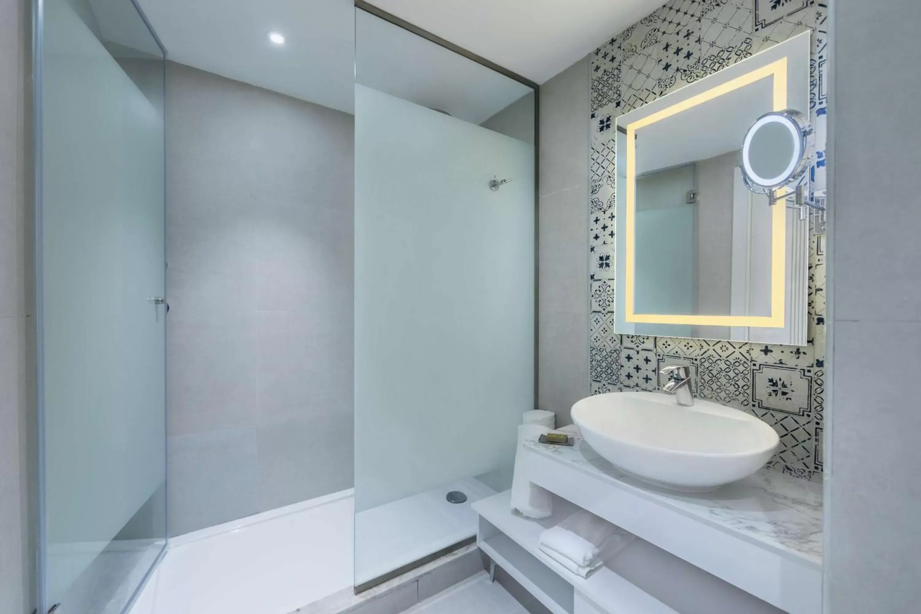 Bathroom in Hilton Skanes Monastir Beach Resort