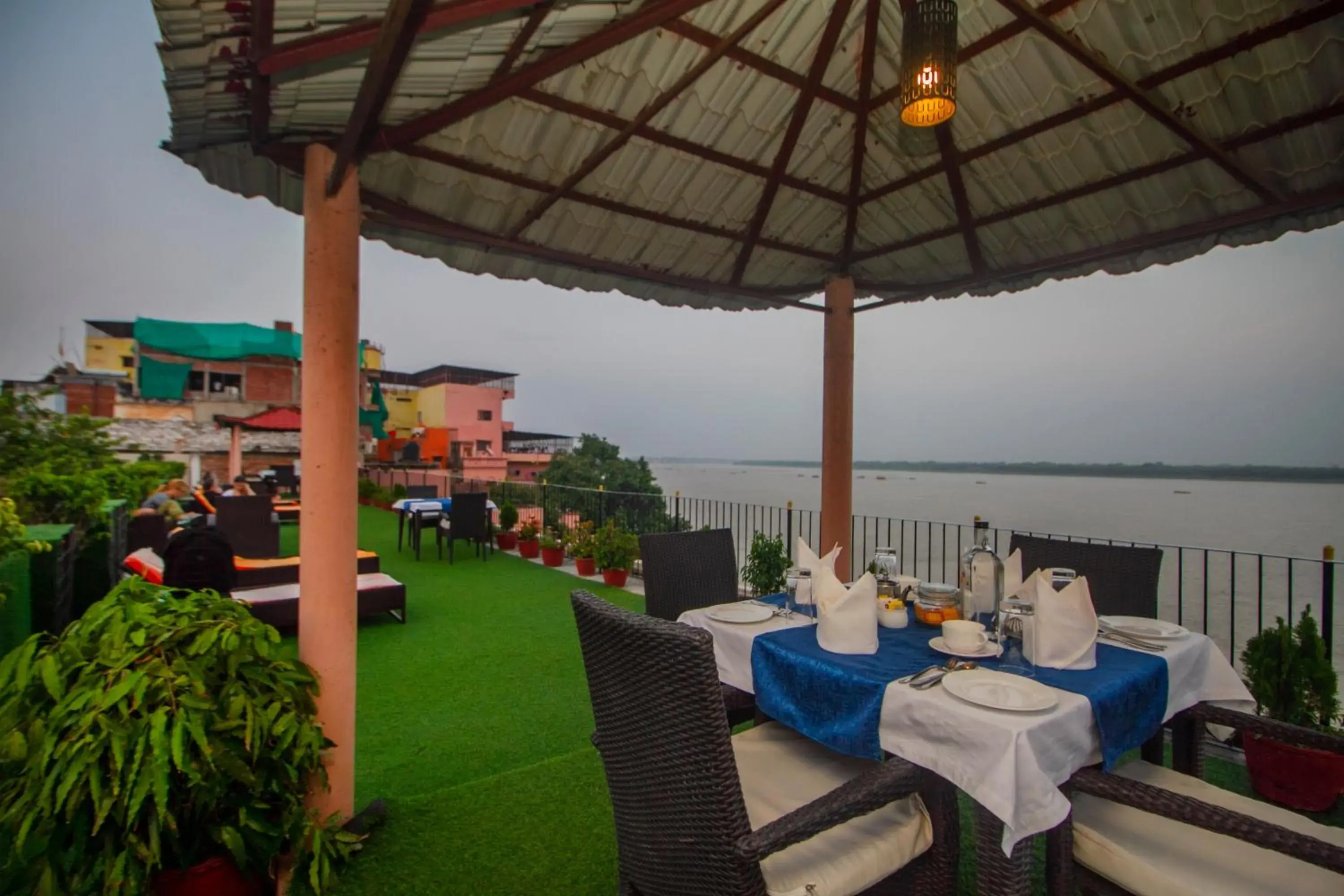 Restaurant/Places to Eat in Suryauday Haveli - An Amritara Resort