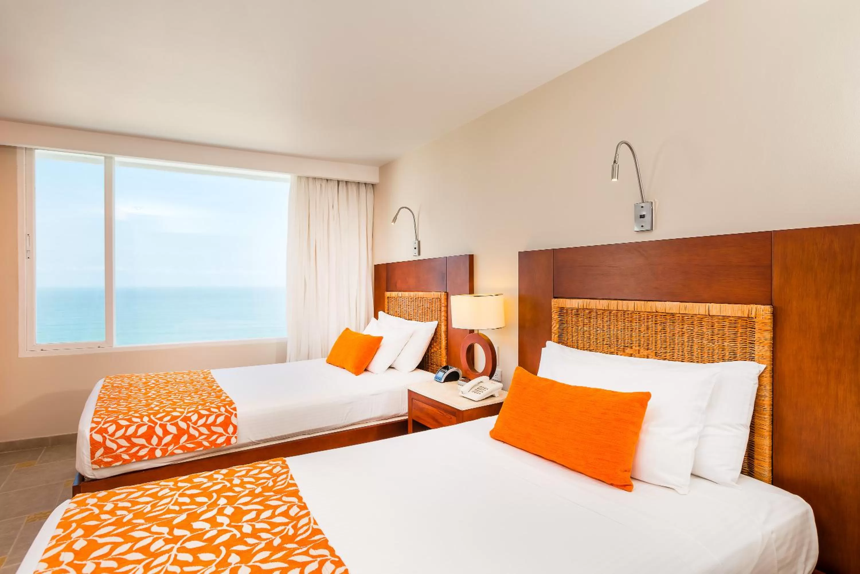 Bedroom, Bed in Hotel Dann Cartagena