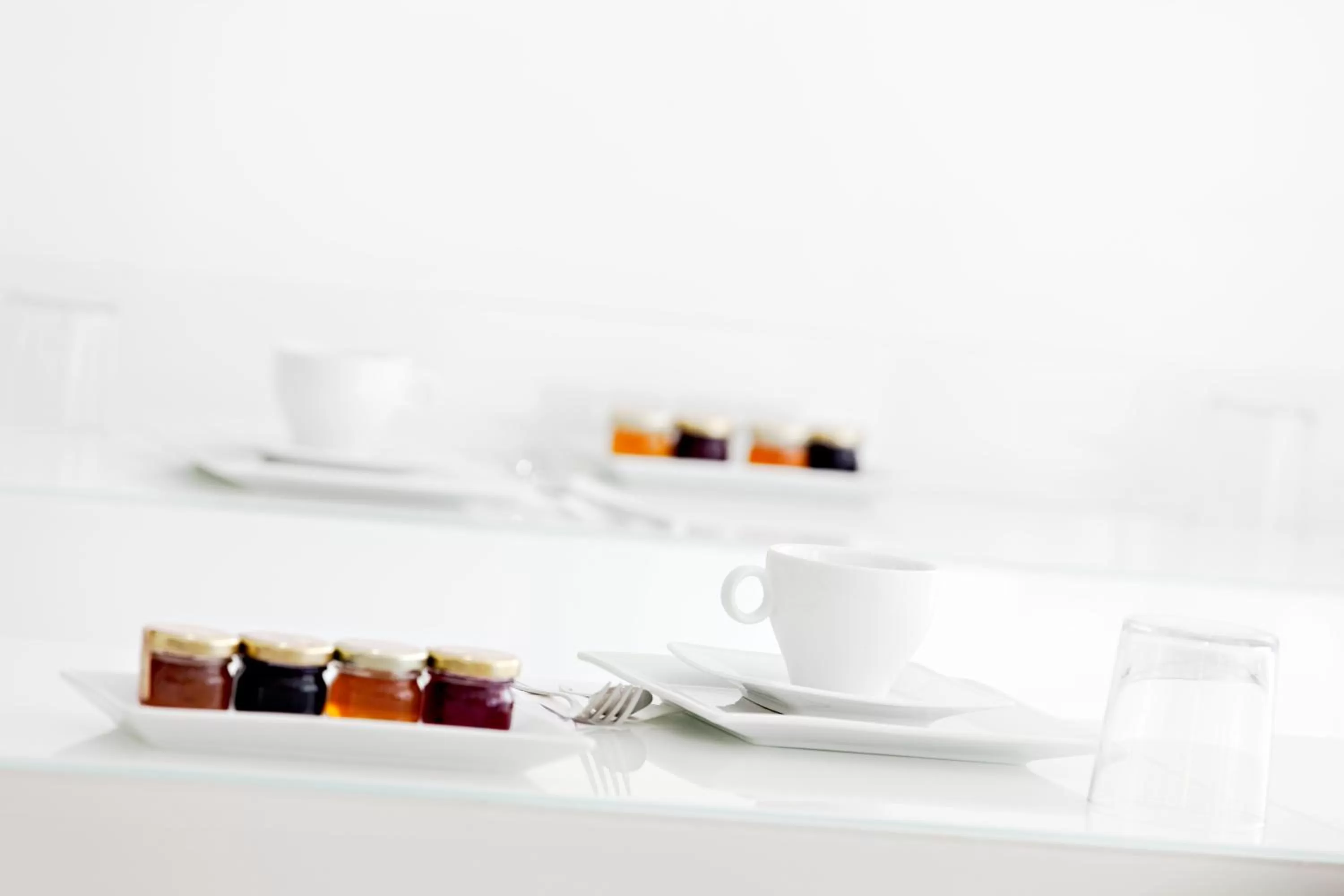 Restaurant/places to eat in Blc Design Hotel