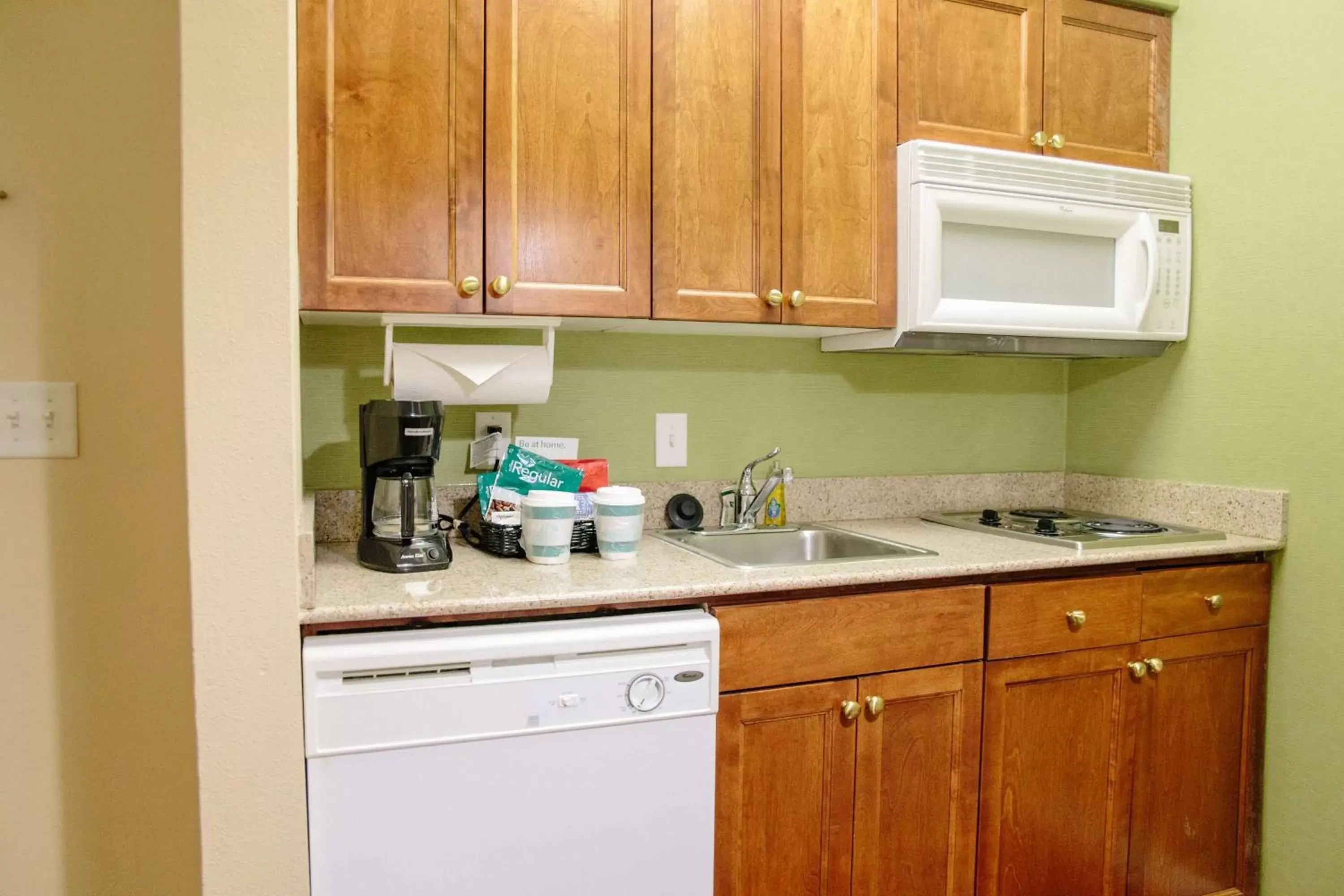Dining area, Kitchen/Kitchenette in Homewood Suites by Hilton College Station