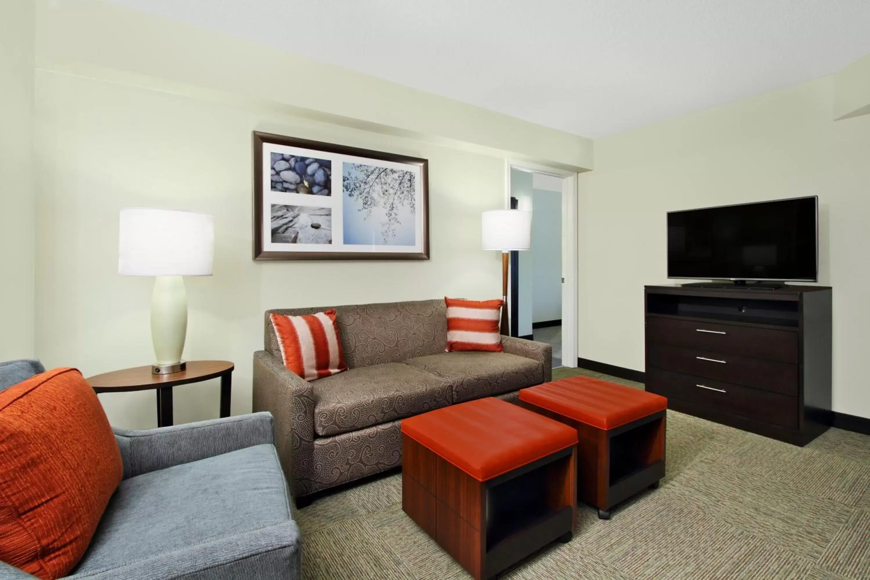 Photo of the whole room in Staybridge Suites Tysons - McLean by IHG Photo of the whole room in Staybridge Suites Tysons - McLean by IHG