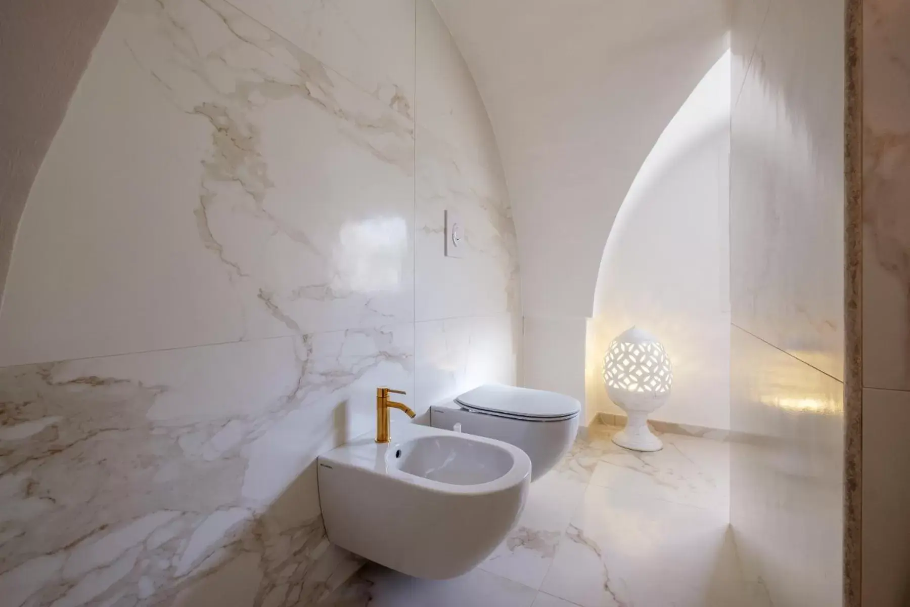 Bathroom in La Bella Ostuni Suites