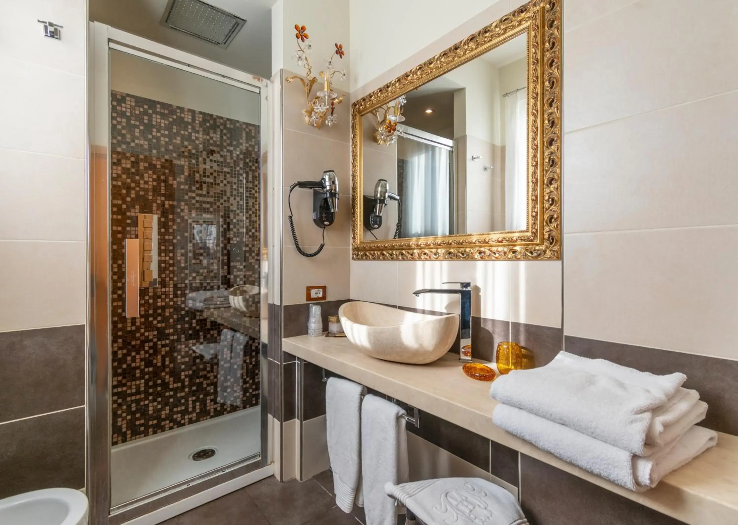 Bathroom in Hotel Villa Tiziana