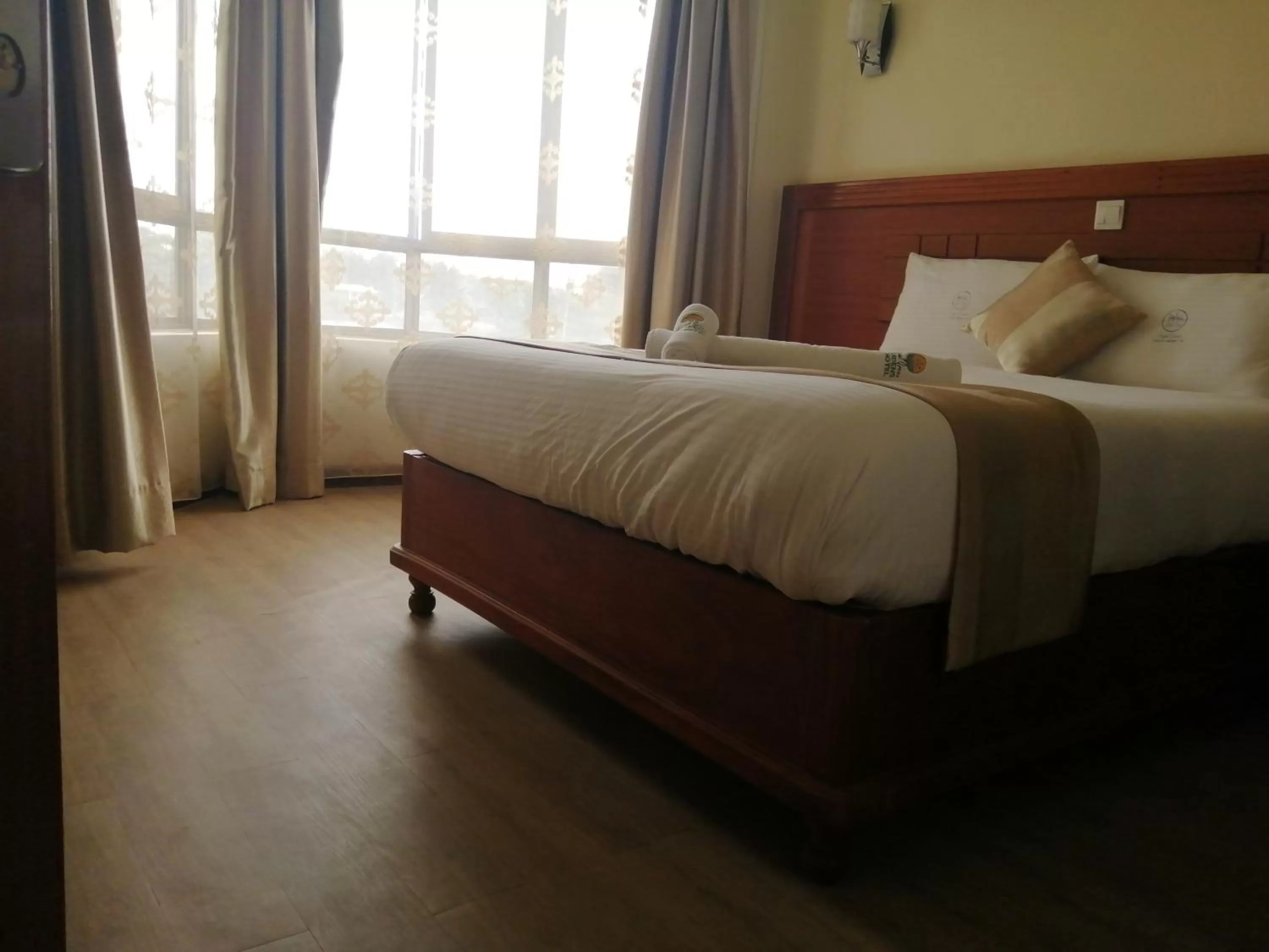 Bedroom, Bed in Royal Green Gardens Resort