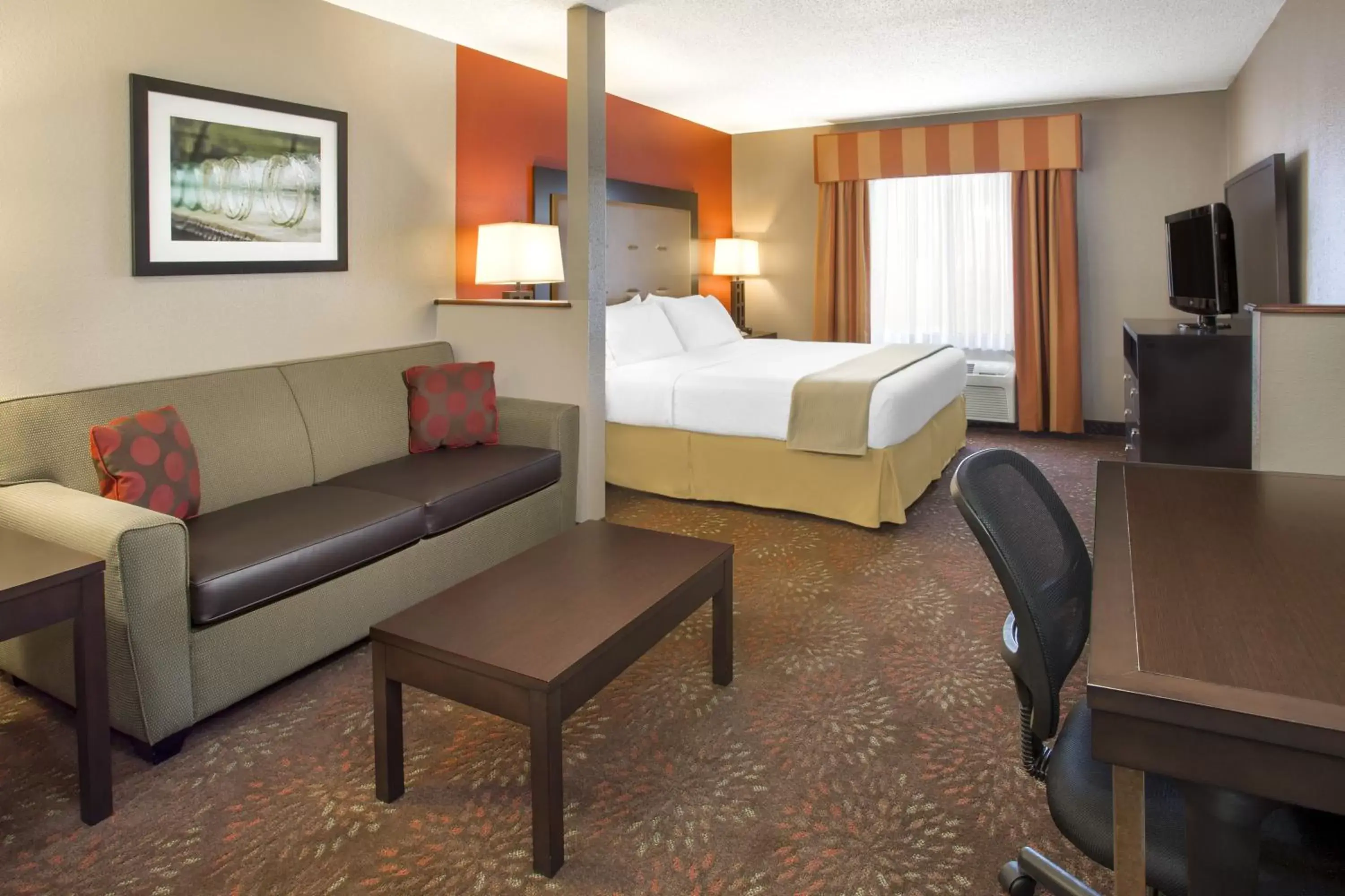 Photo of the whole room in Holiday Inn Express & Suites - Muncie, an IHG Hotel