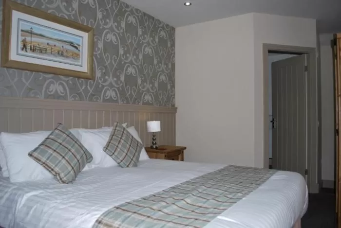 Bed in Ye Olde Fighting Cocks