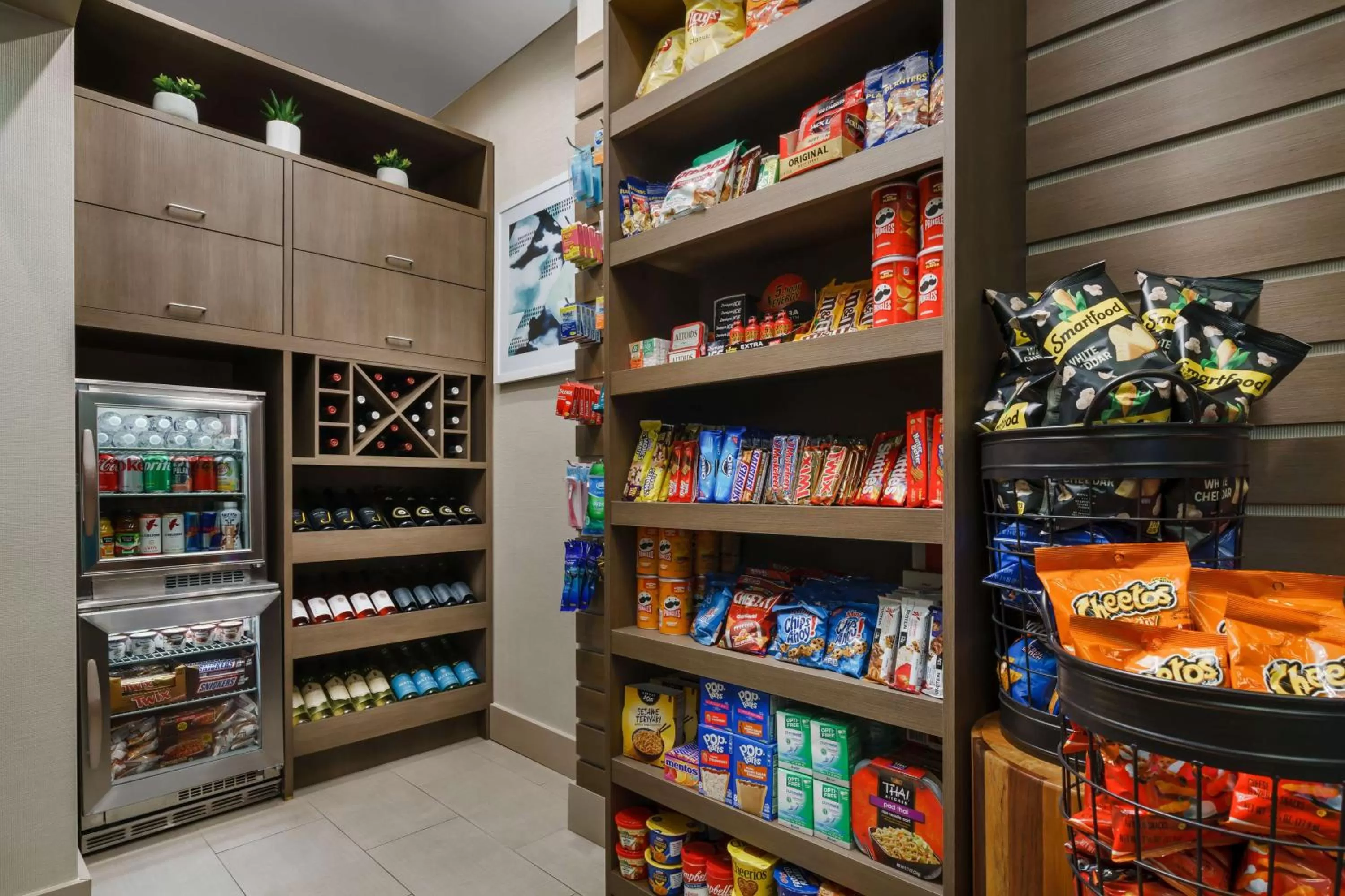 Restaurant/places to eat in Hilton Garden Inn New York Times Square North