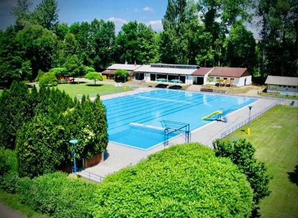 HARABURDI® Recyclart Hotel