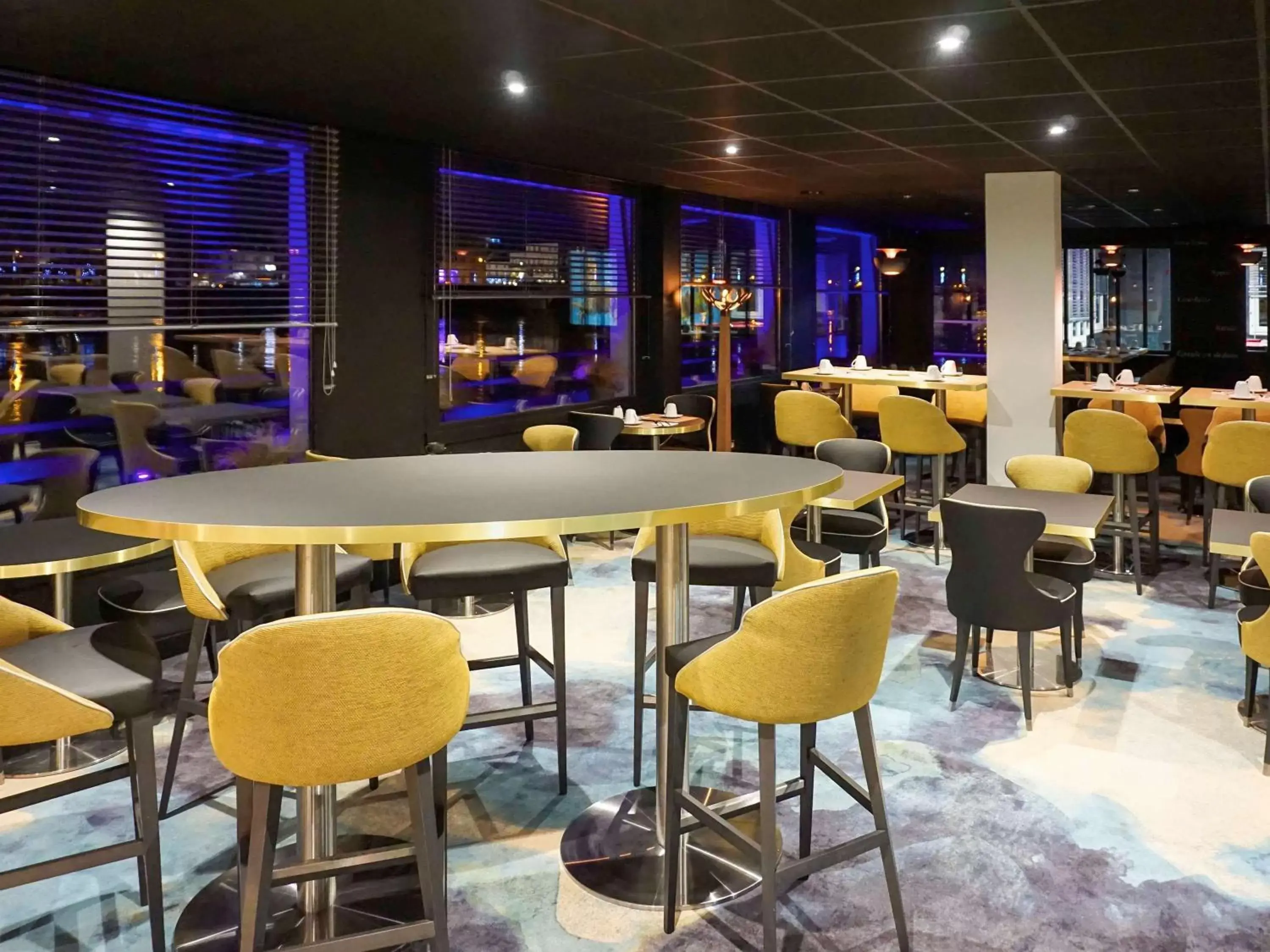 Lounge or bar, Lounge/Bar in Mercure Bords de Loire Saumur