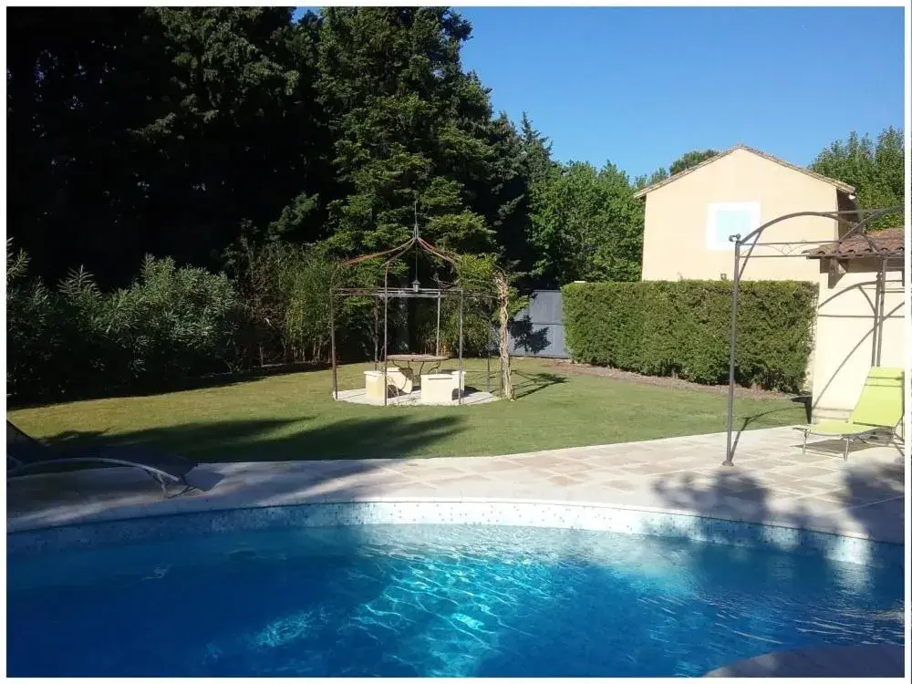 Property building, Swimming Pool in Clos St Pierre de Fraisse