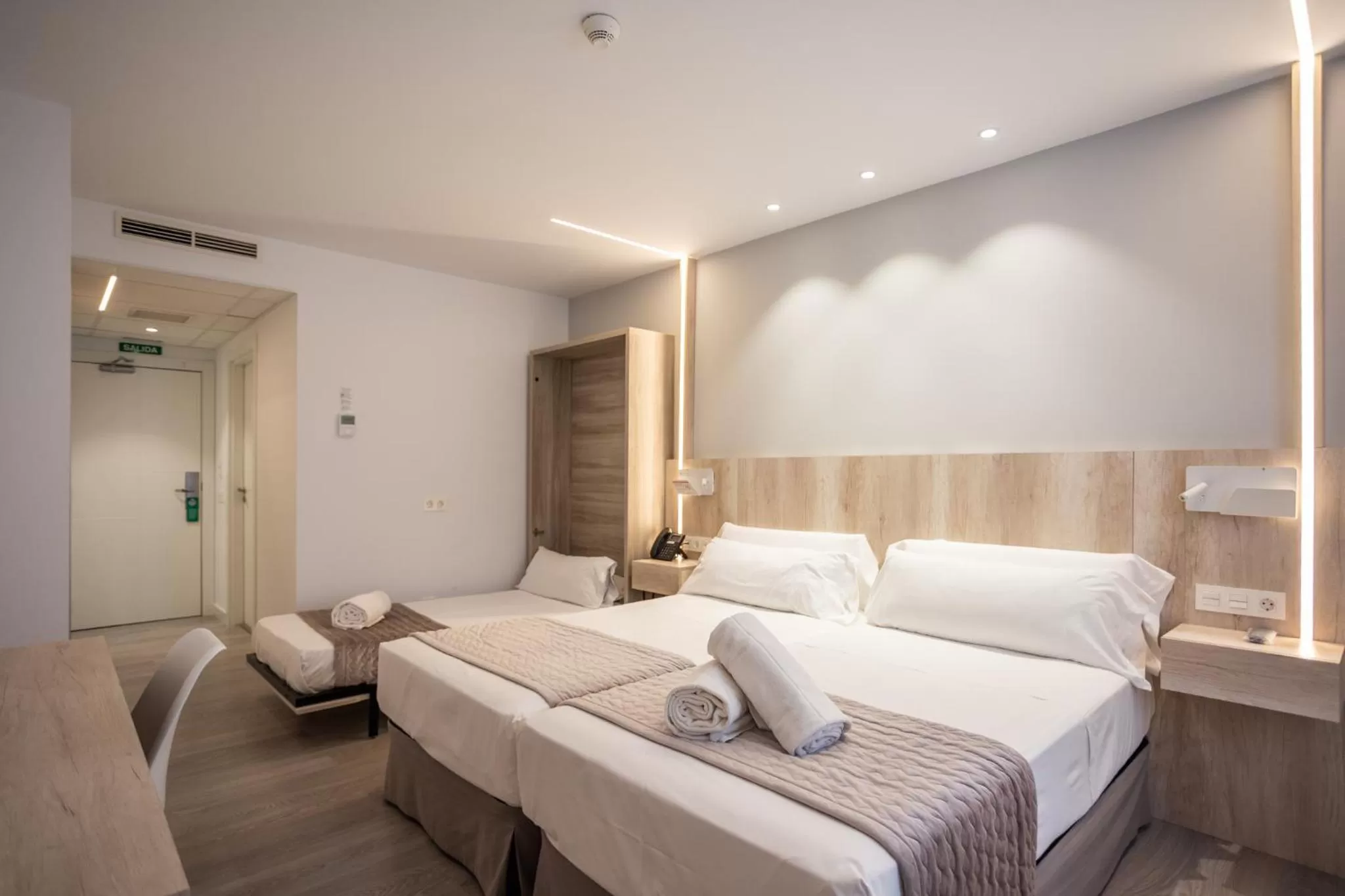 Bedroom, Bed in DWO Ábaster