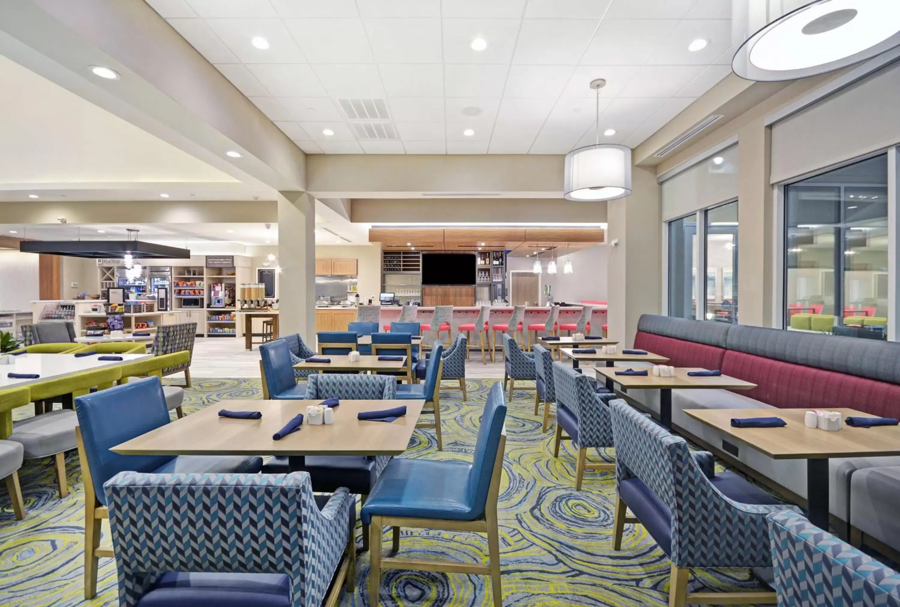 Dining area, Restaurant/Places to Eat in Hilton Garden Inn Houston Hobby Airport