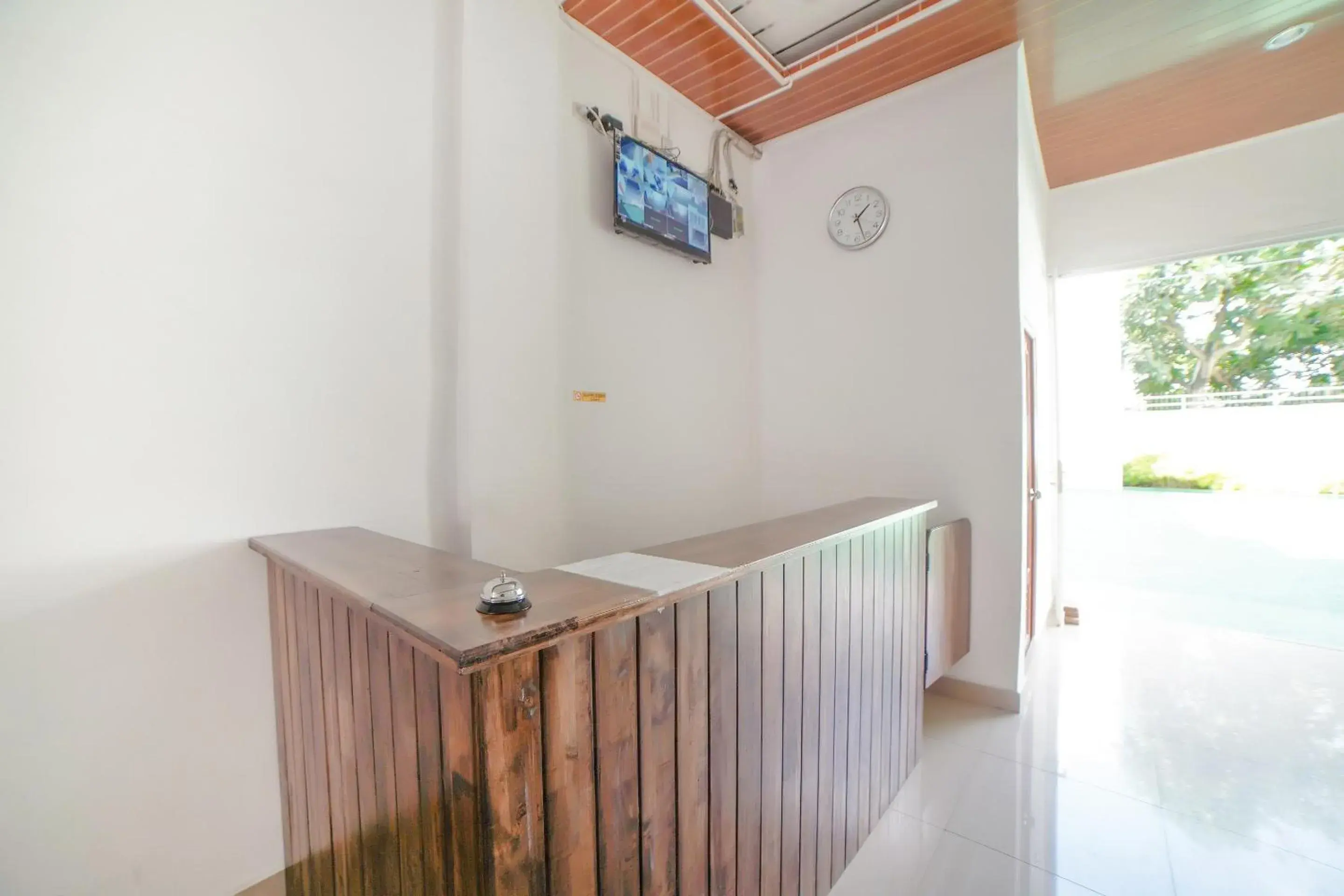 Lobby or reception in SUPER OYO 90457 Anara Residence & Guest House