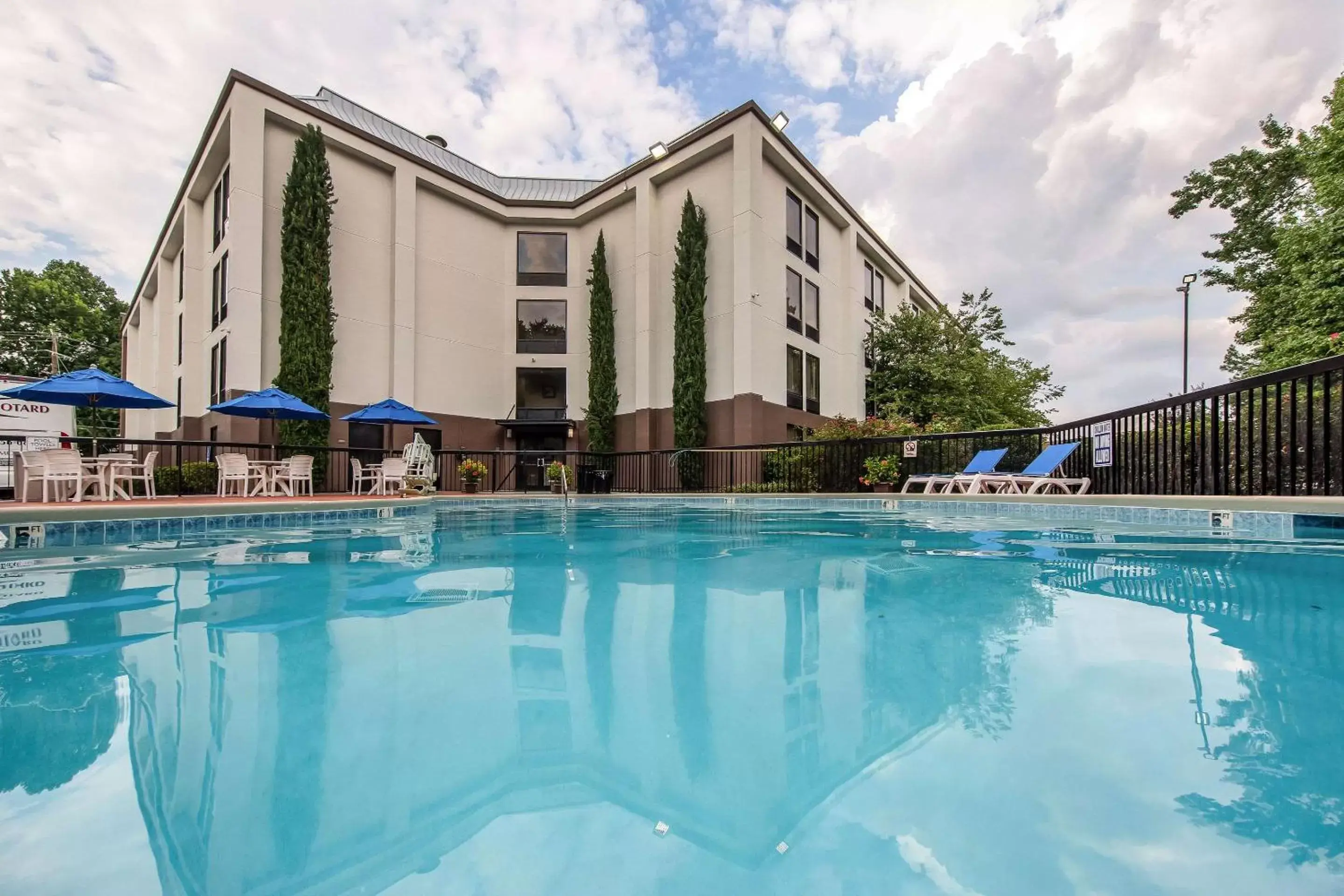 Activities, Swimming Pool in Comfort Inn Greenville - Haywood Mall