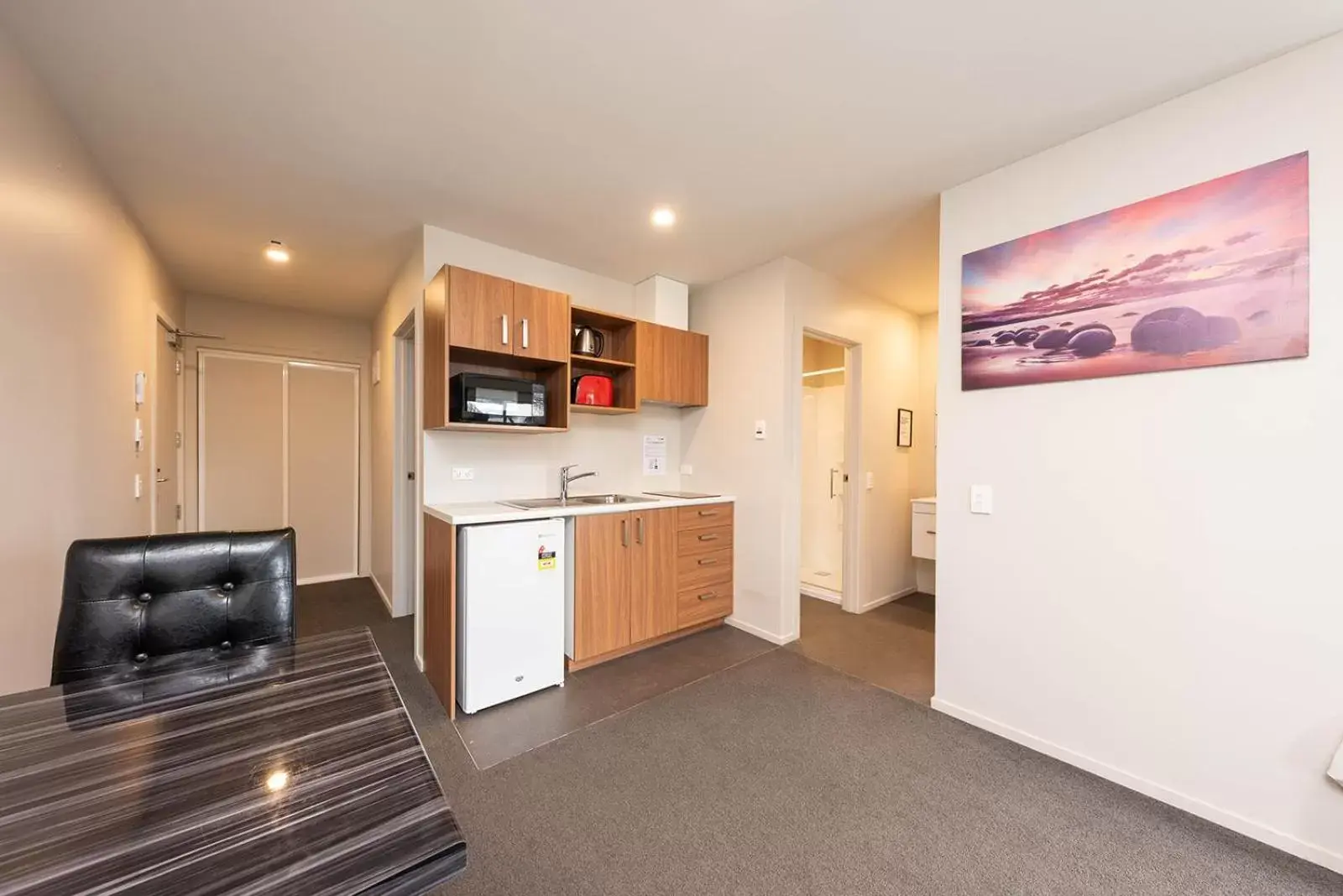 Kitchen or kitchenette, Kitchen/Kitchenette in 311 Motel Riccarton