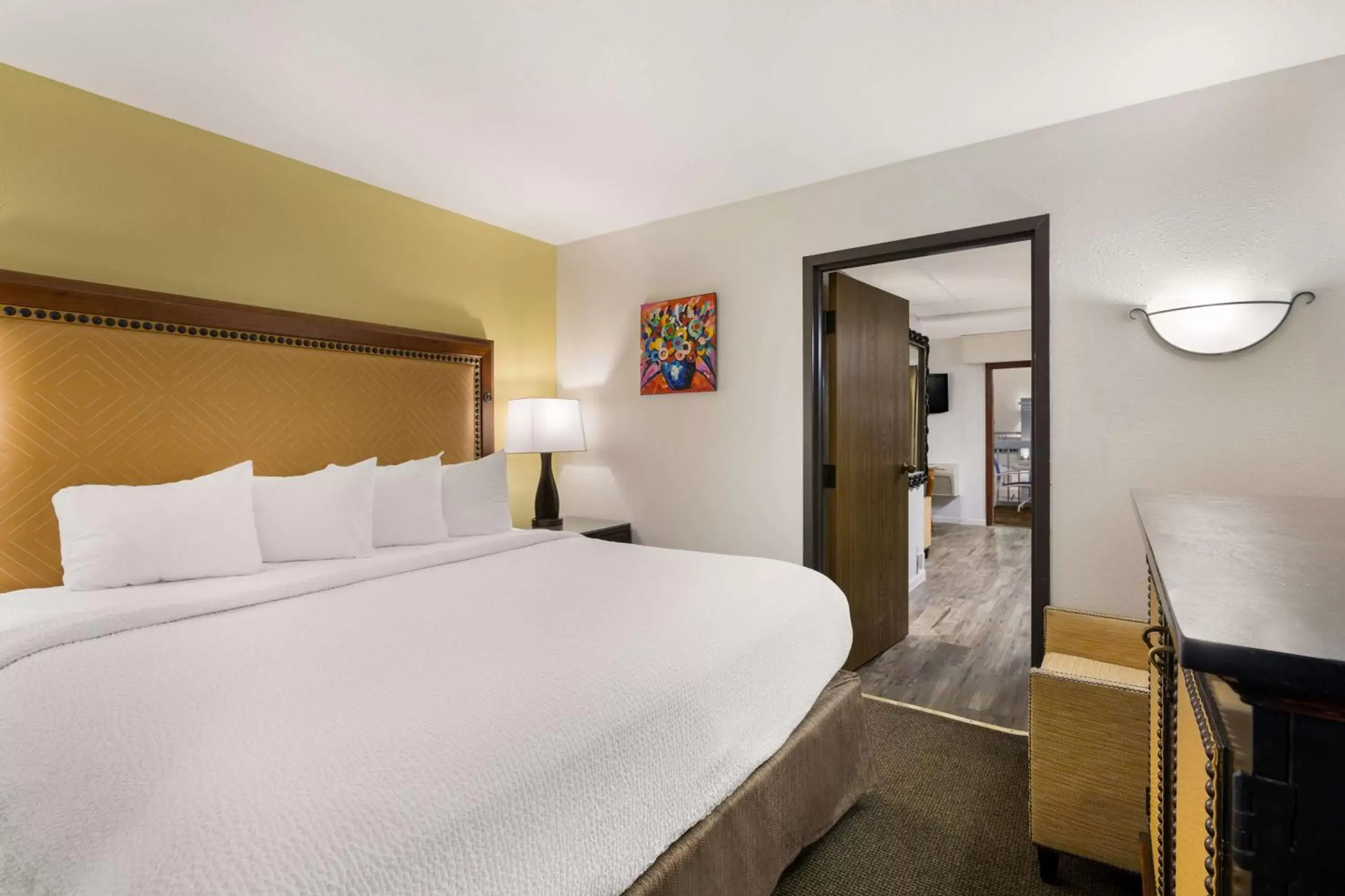 Bedroom, Bed in Revel Hotel Minot - SureStay Collection by Best Western