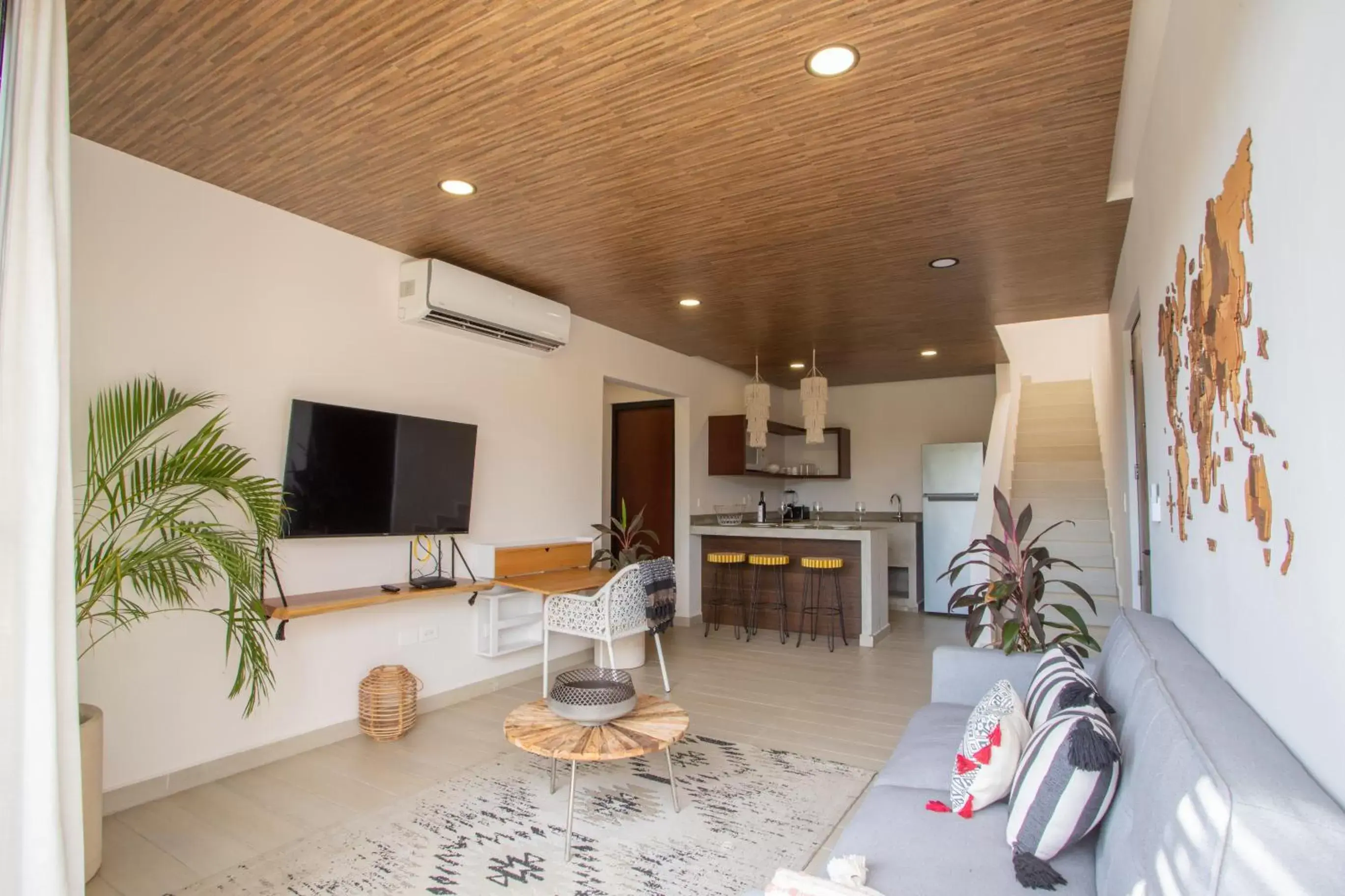 Kitchen or kitchenette, TV/Entertainment Center in Luxury Condos Macondo Tulum