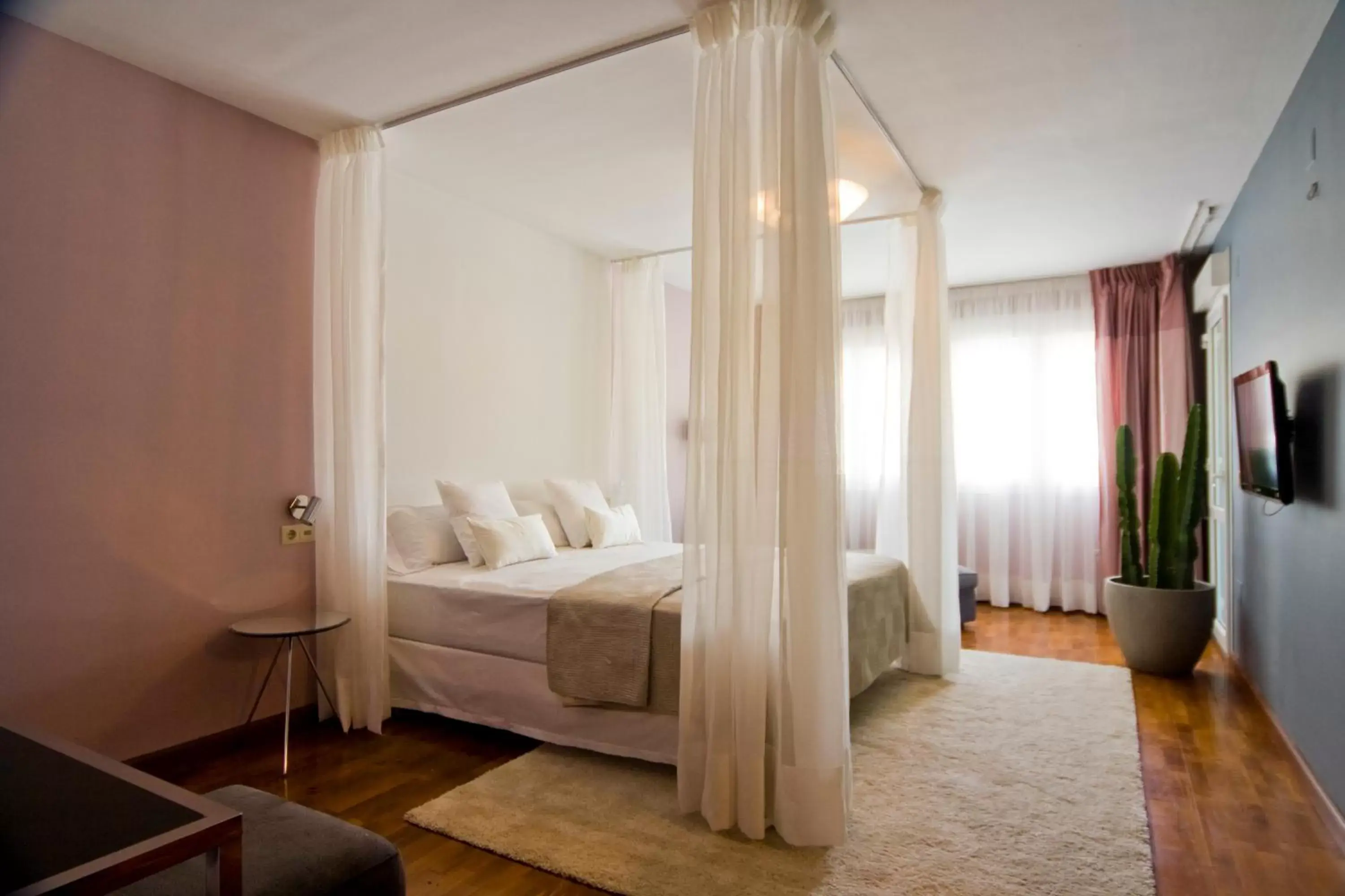 Bedroom, Bed in Hotel Boutique Villa Lorena by Charming Stay Adults Recommended