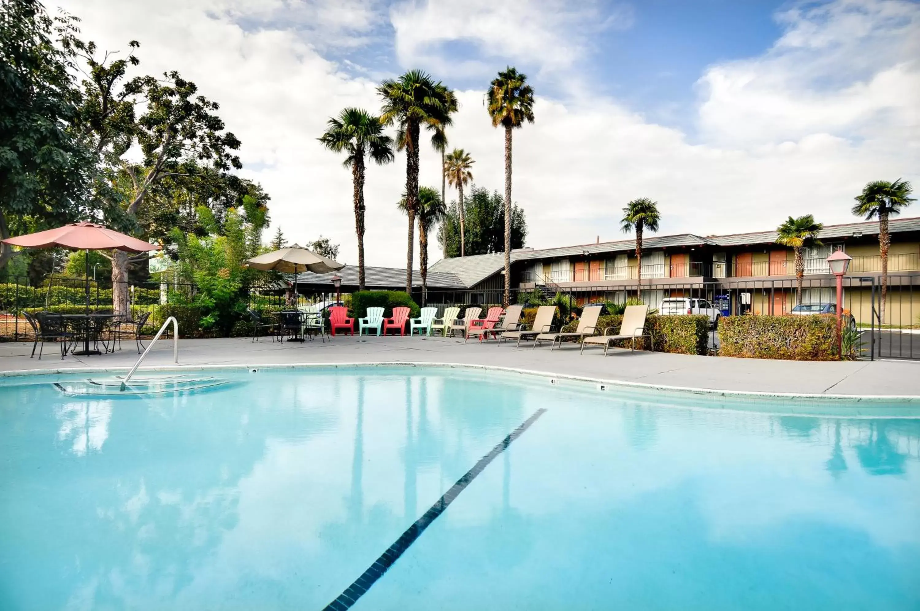 Day, Swimming Pool in Vagabond Inn Sunnyvale