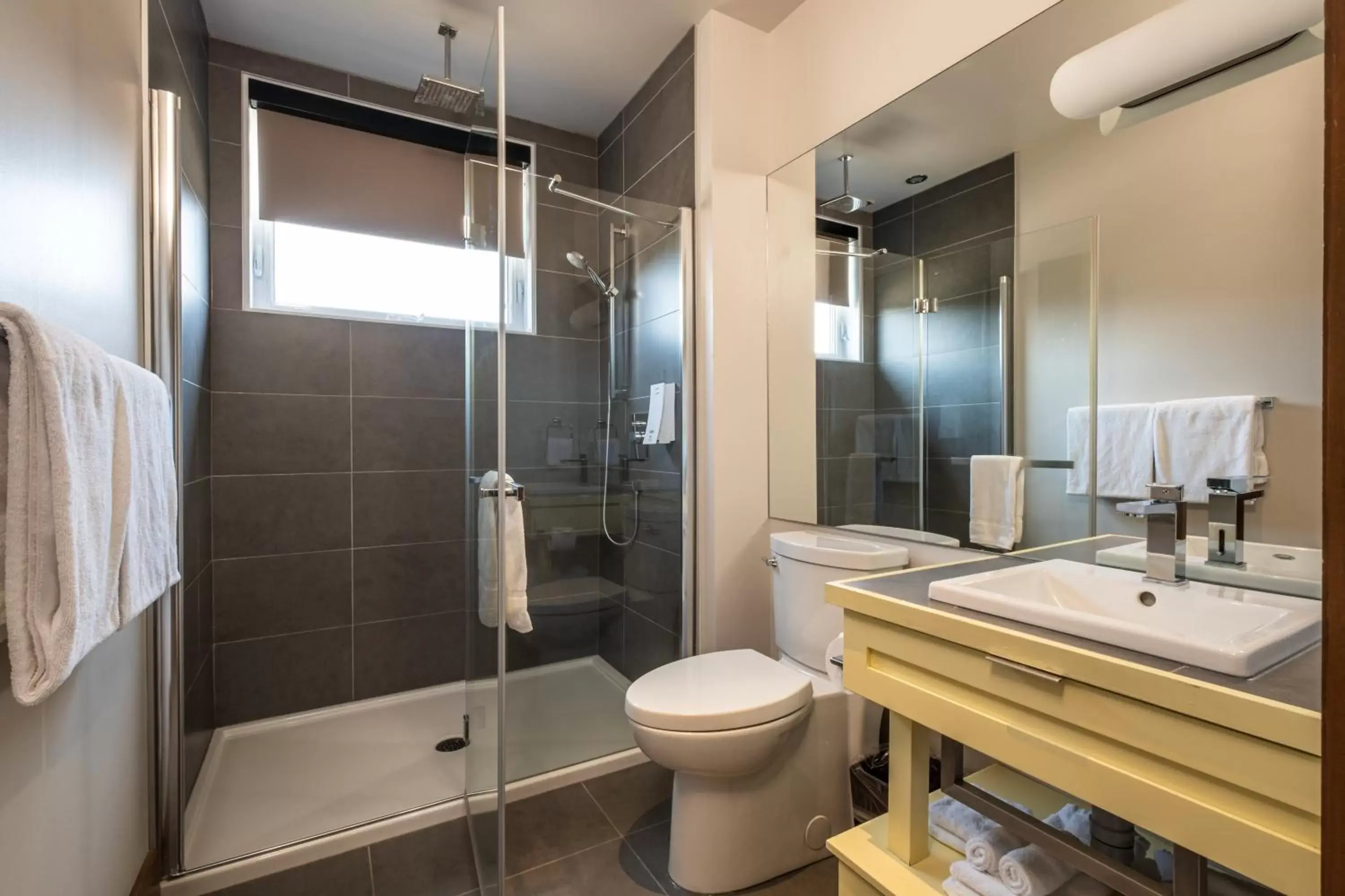 Bathroom in Suites-sur-Lac